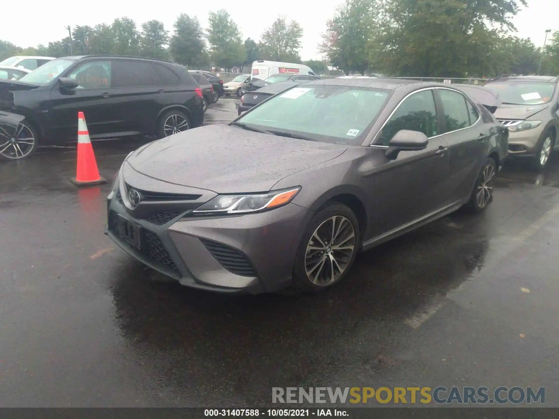 2 Photograph of a damaged car 4T1B11HK3KU727772 TOYOTA CAMRY 2019