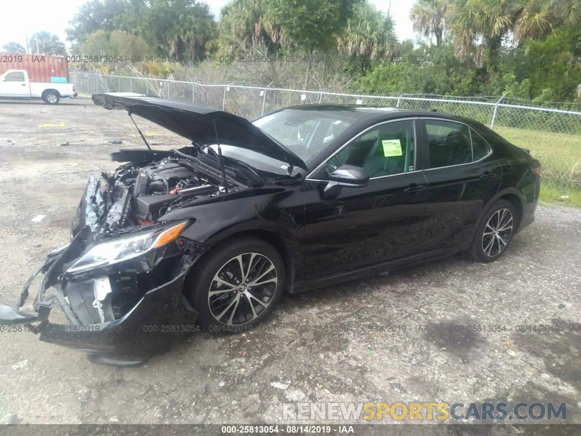 2 Photograph of a damaged car 4T1B11HK3KU728064 TOYOTA CAMRY 2019