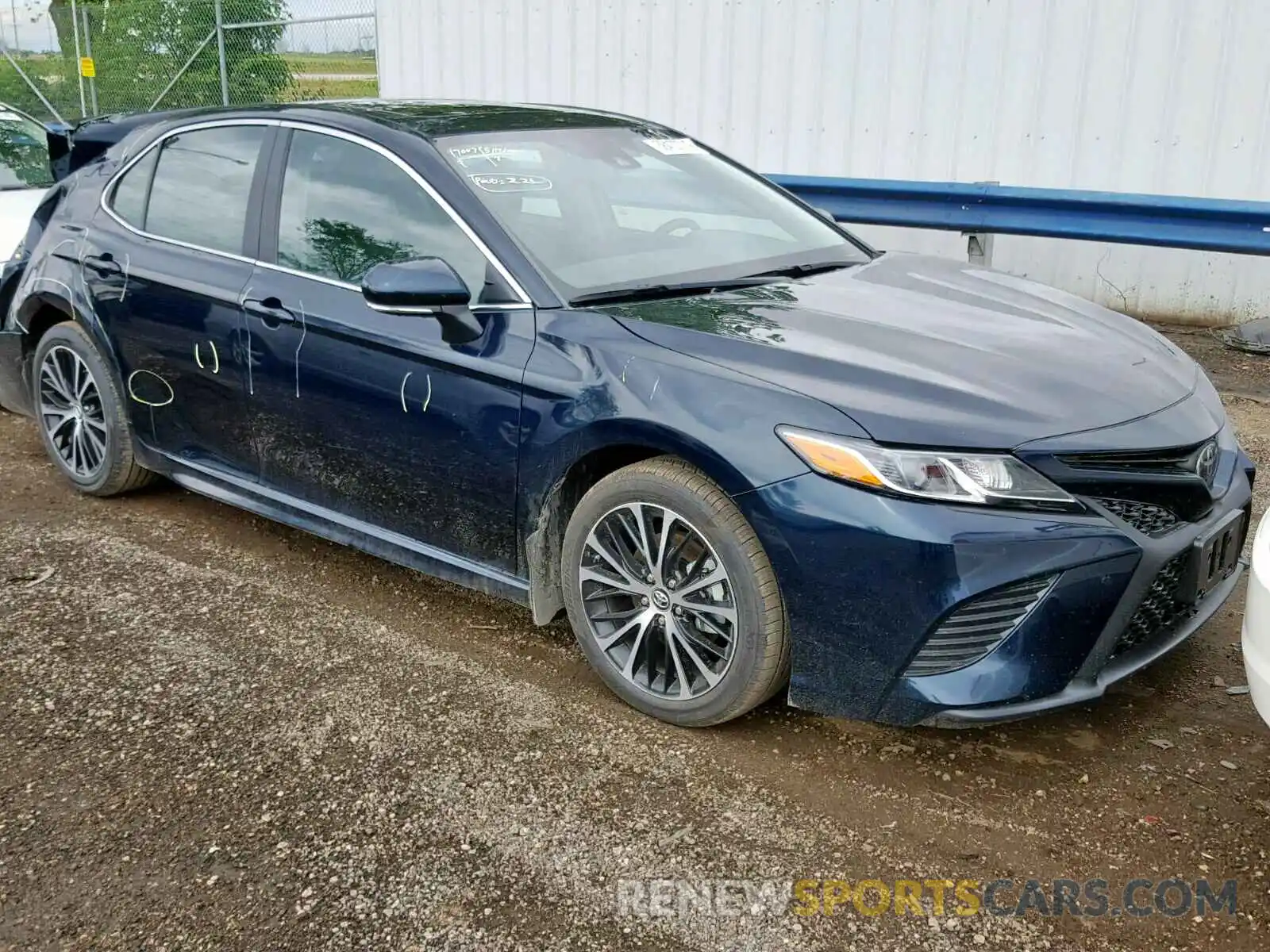 1 Photograph of a damaged car 4T1B11HK3KU728596 TOYOTA CAMRY 2019