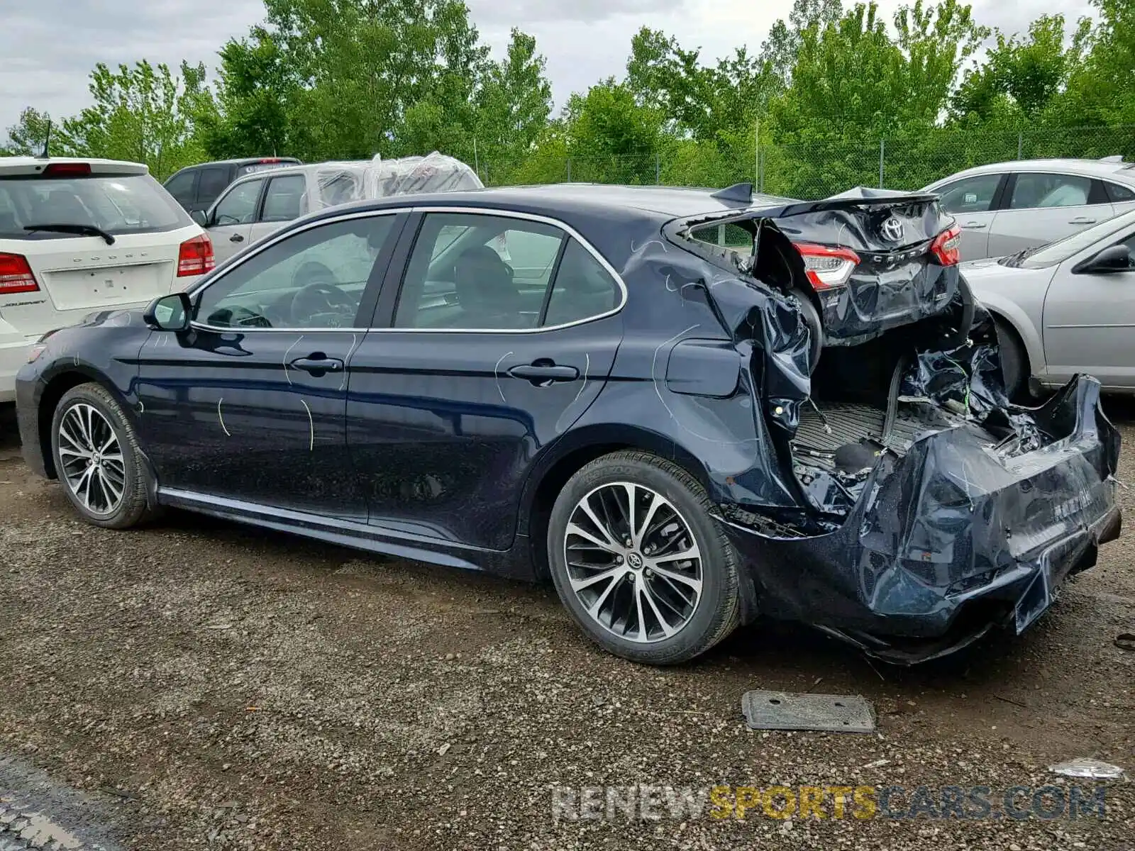 3 Photograph of a damaged car 4T1B11HK3KU728596 TOYOTA CAMRY 2019