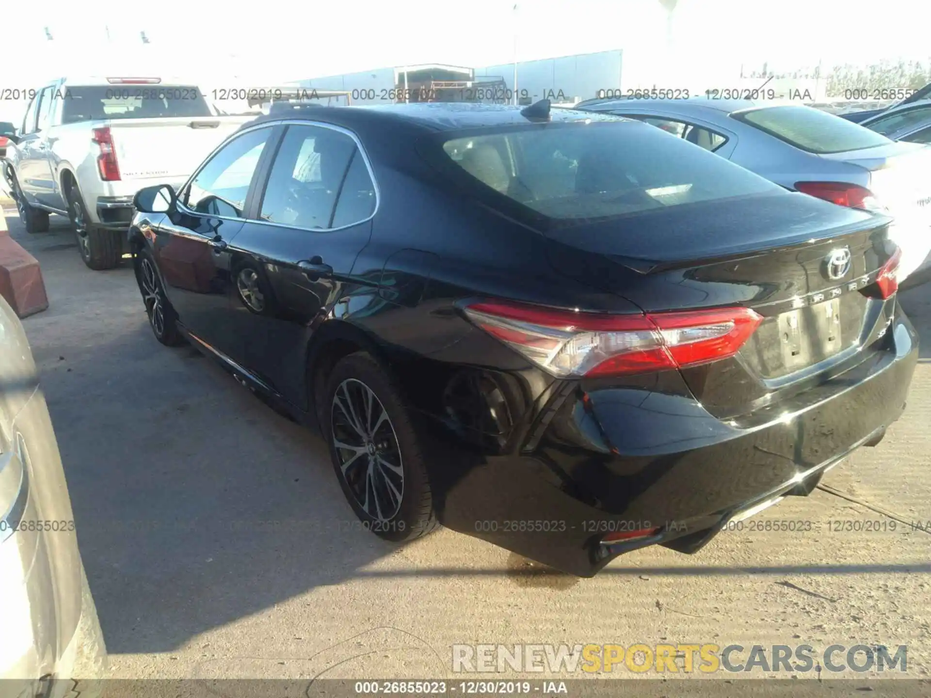 3 Photograph of a damaged car 4T1B11HK3KU729375 TOYOTA CAMRY 2019