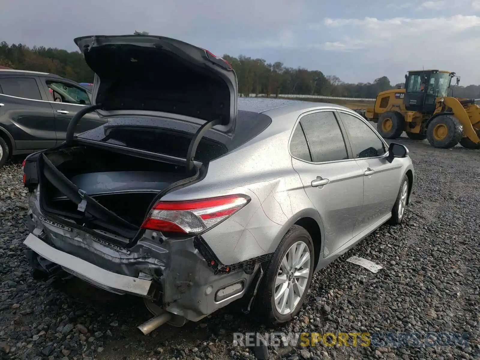 4 Photograph of a damaged car 4T1B11HK3KU729490 TOYOTA CAMRY 2019