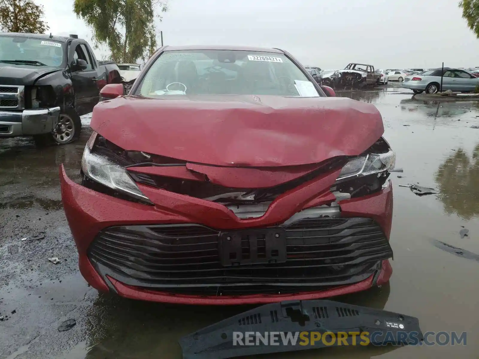 9 Photograph of a damaged car 4T1B11HK3KU729893 TOYOTA CAMRY 2019