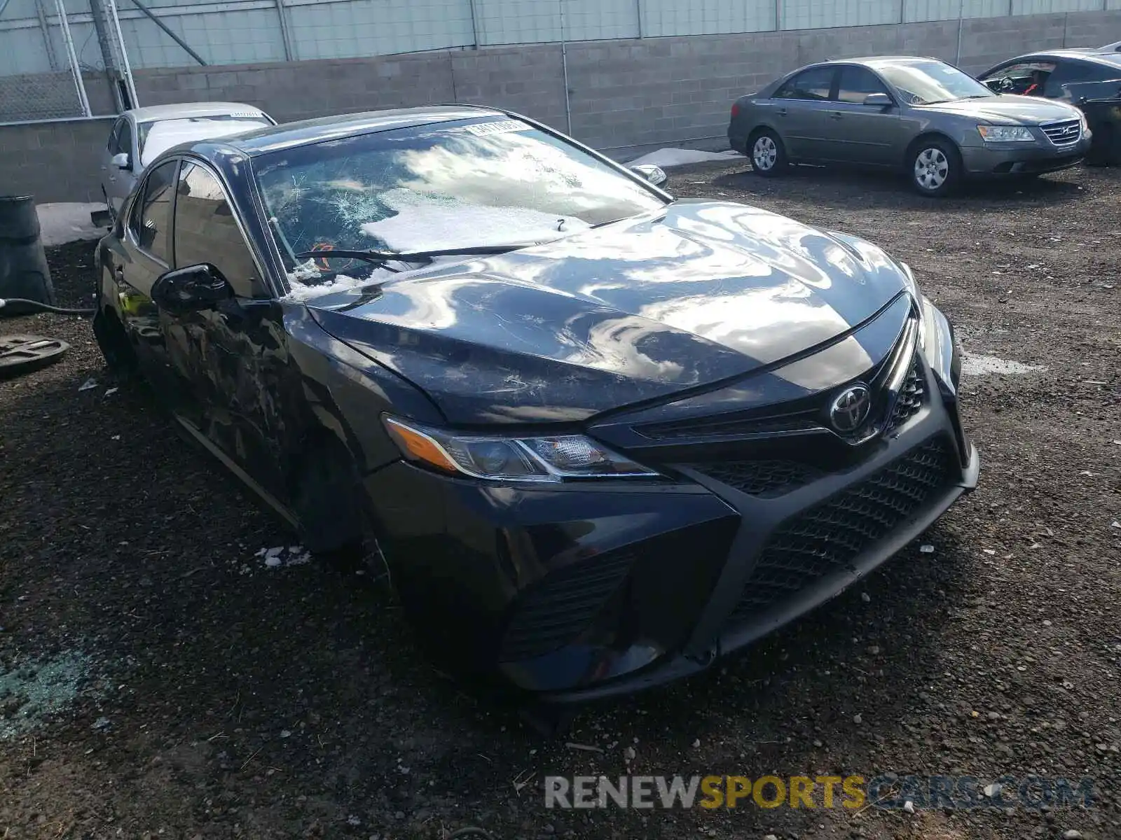 1 Photograph of a damaged car 4T1B11HK3KU730106 TOYOTA CAMRY 2019