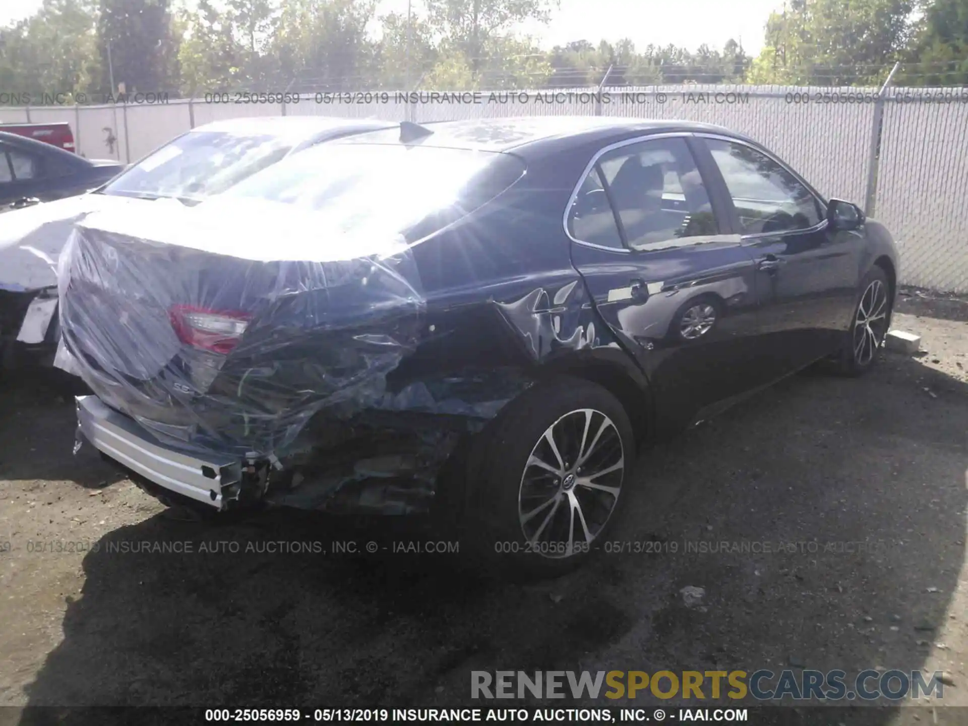 4 Photograph of a damaged car 4T1B11HK3KU730767 TOYOTA CAMRY 2019