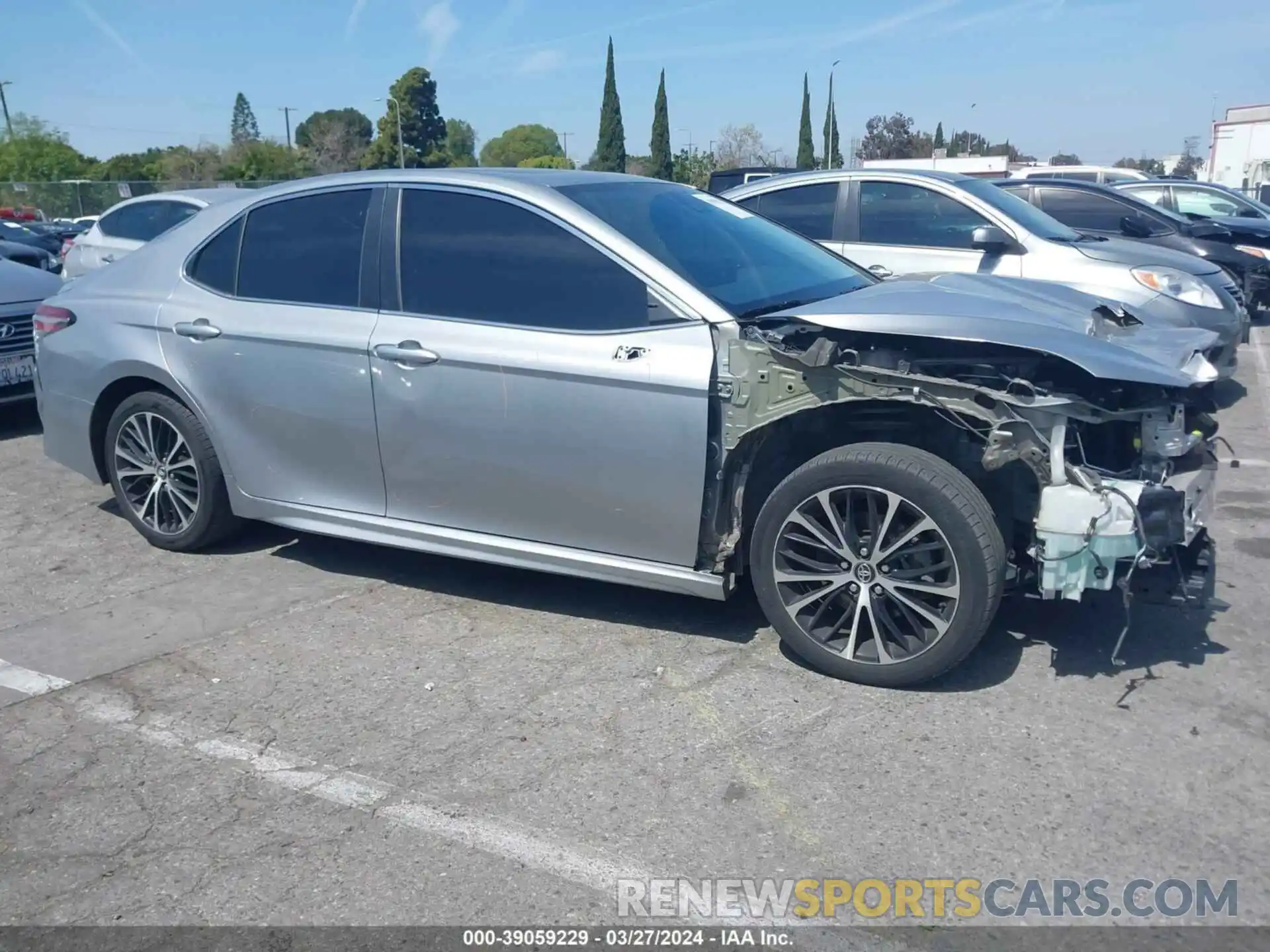 14 Photograph of a damaged car 4T1B11HK3KU733295 TOYOTA CAMRY 2019