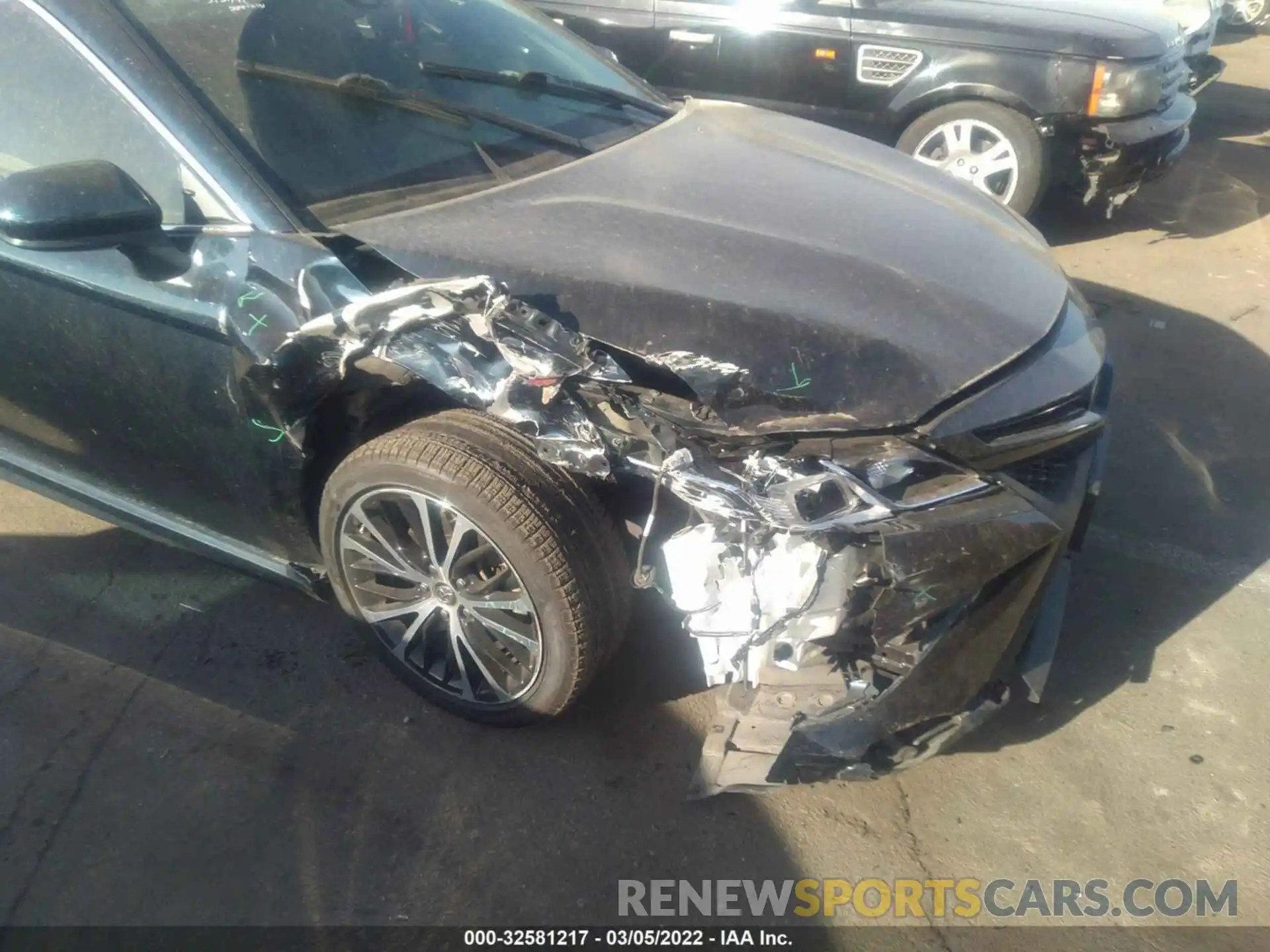 6 Photograph of a damaged car 4T1B11HK3KU734639 TOYOTA CAMRY 2019