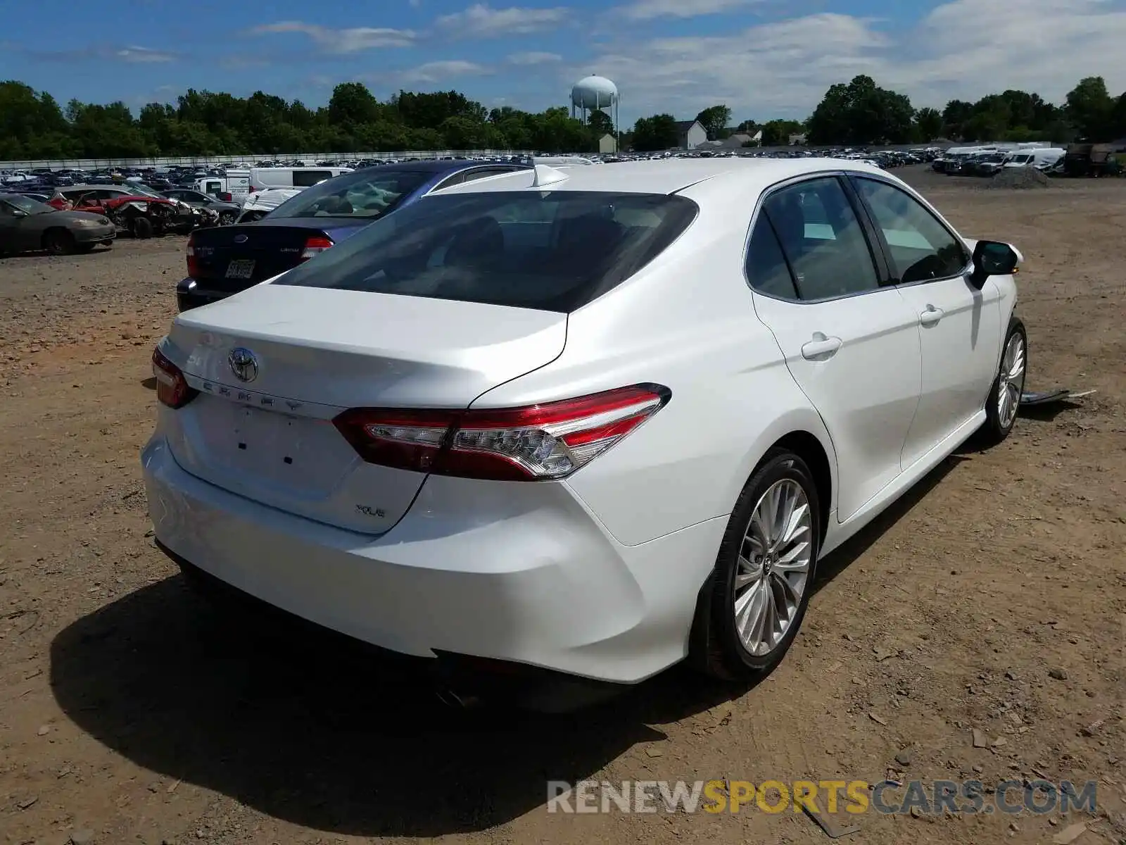 4 Photograph of a damaged car 4T1B11HK3KU736522 TOYOTA CAMRY 2019