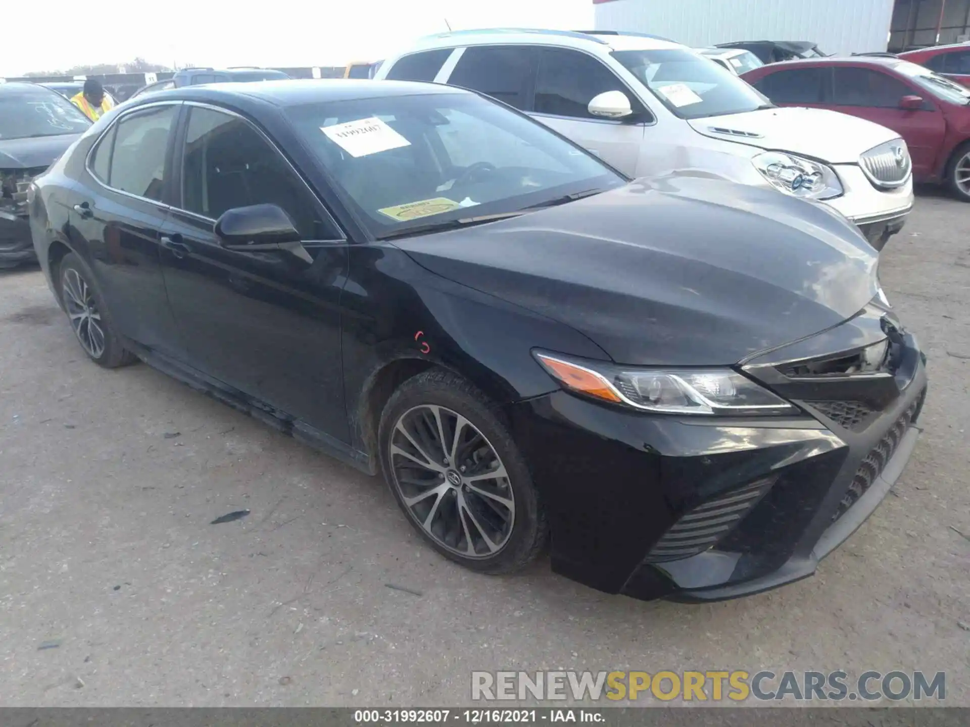 1 Photograph of a damaged car 4T1B11HK3KU737900 TOYOTA CAMRY 2019