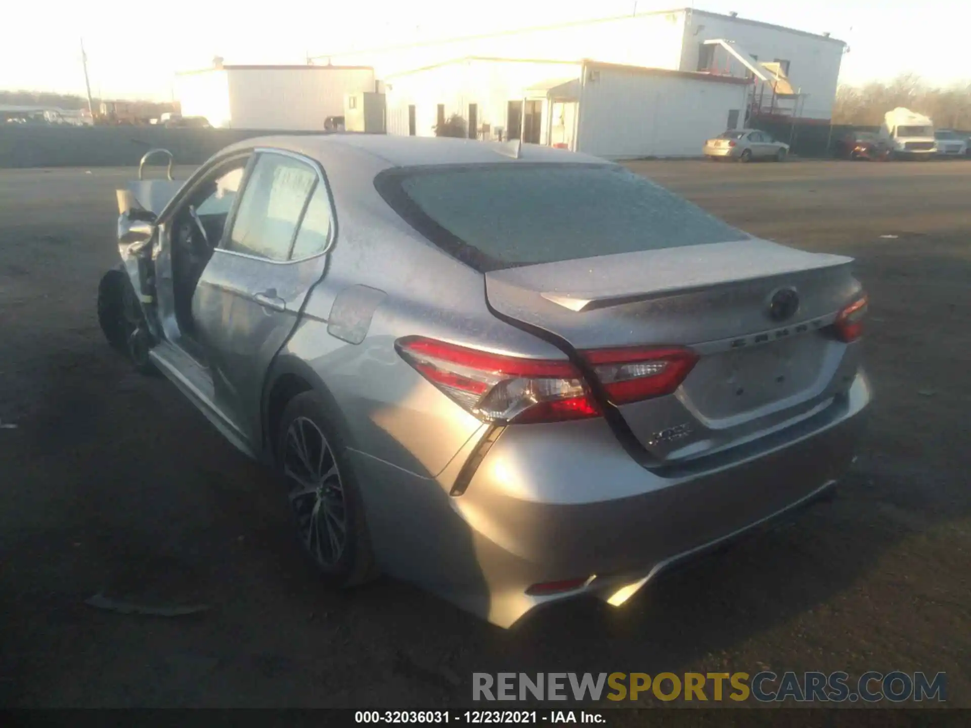 3 Photograph of a damaged car 4T1B11HK3KU737962 TOYOTA CAMRY 2019