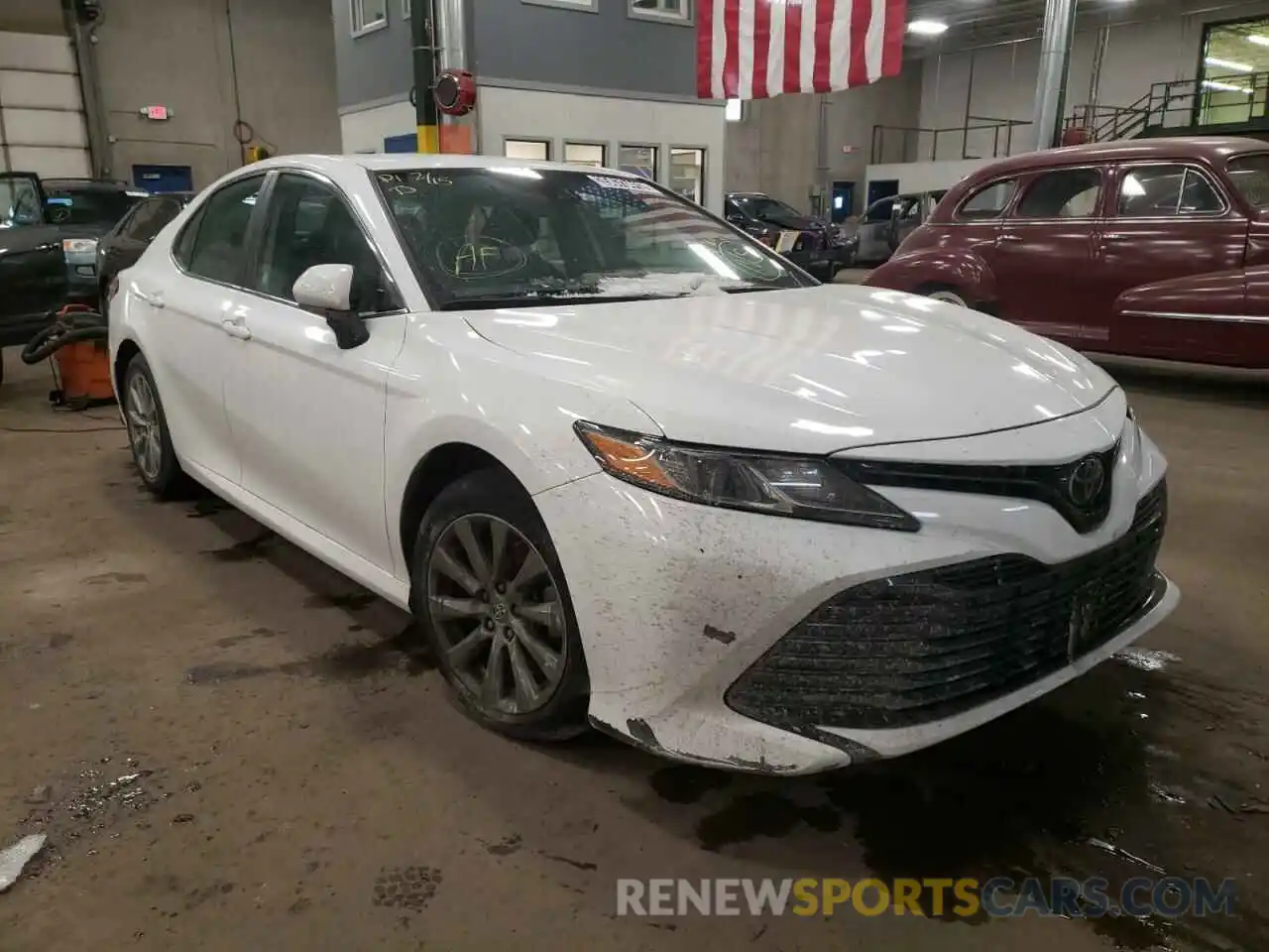 1 Photograph of a damaged car 4T1B11HK3KU739811 TOYOTA CAMRY 2019