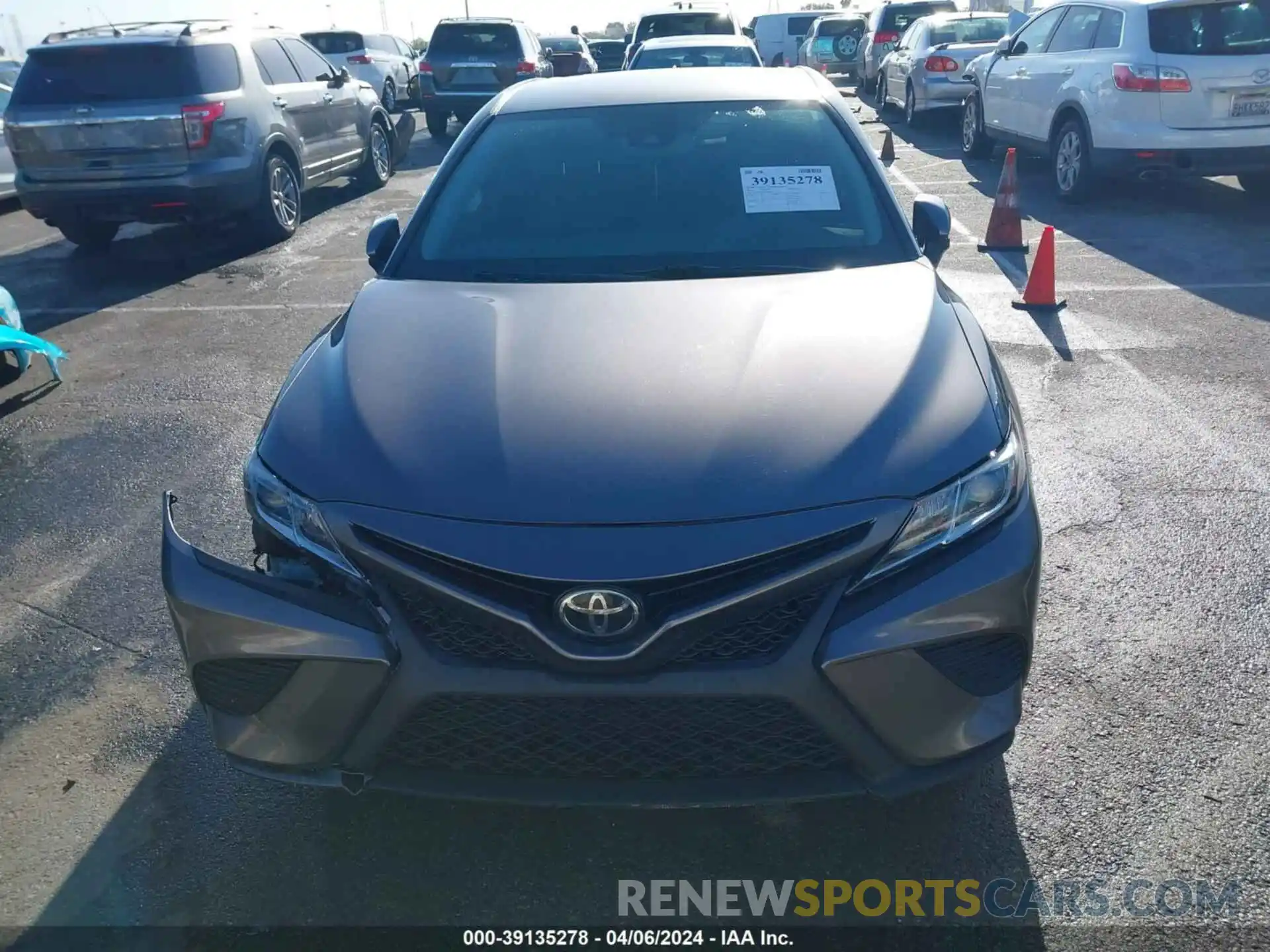 12 Photograph of a damaged car 4T1B11HK3KU740408 TOYOTA CAMRY 2019