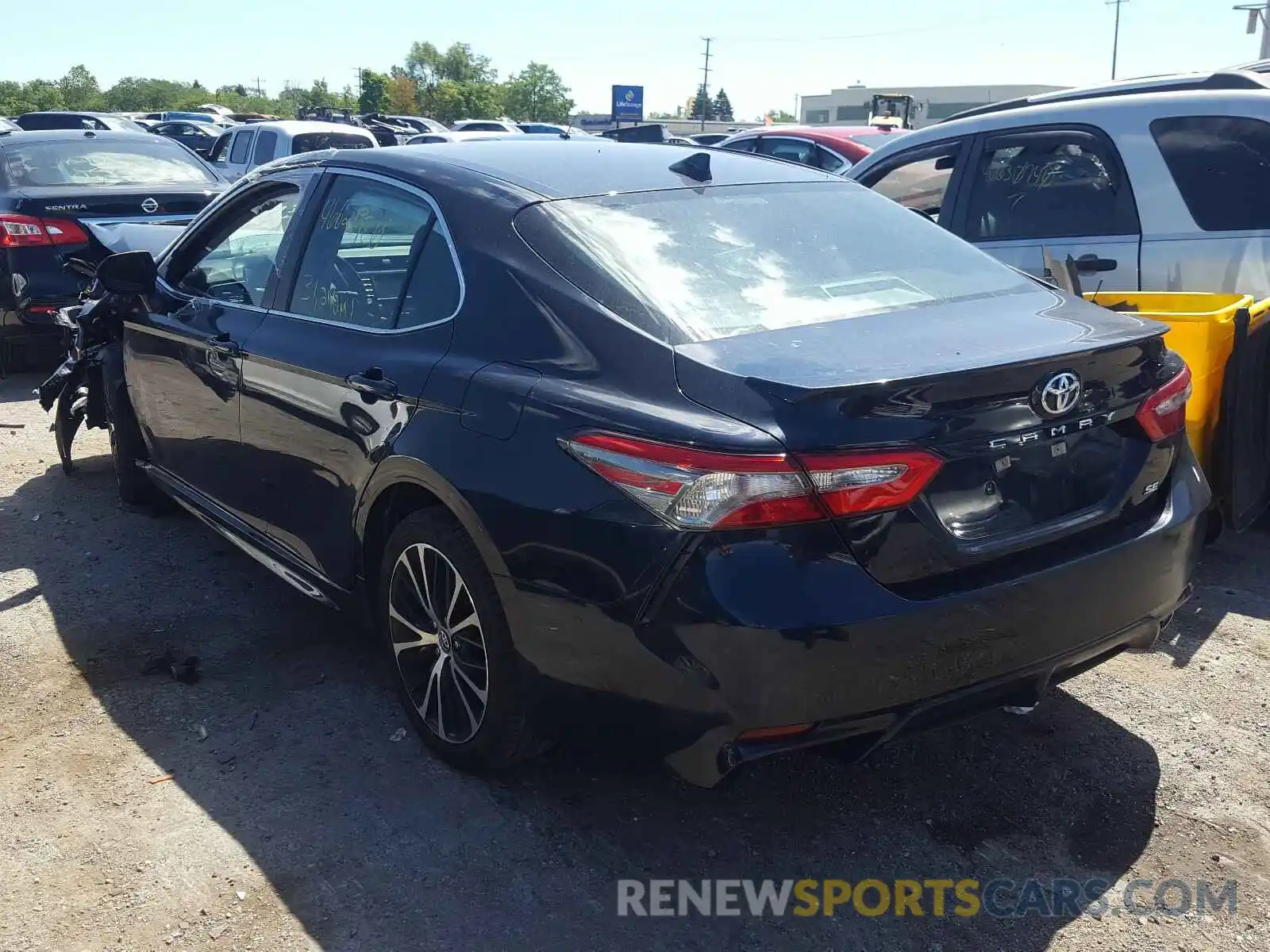 3 Photograph of a damaged car 4T1B11HK3KU740439 TOYOTA CAMRY 2019