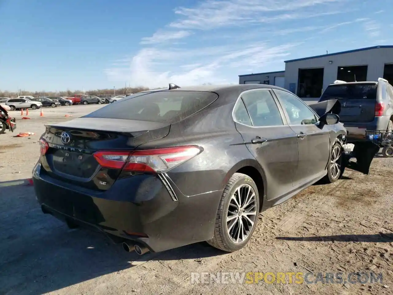 4 Photograph of a damaged car 4T1B11HK3KU742417 TOYOTA CAMRY 2019