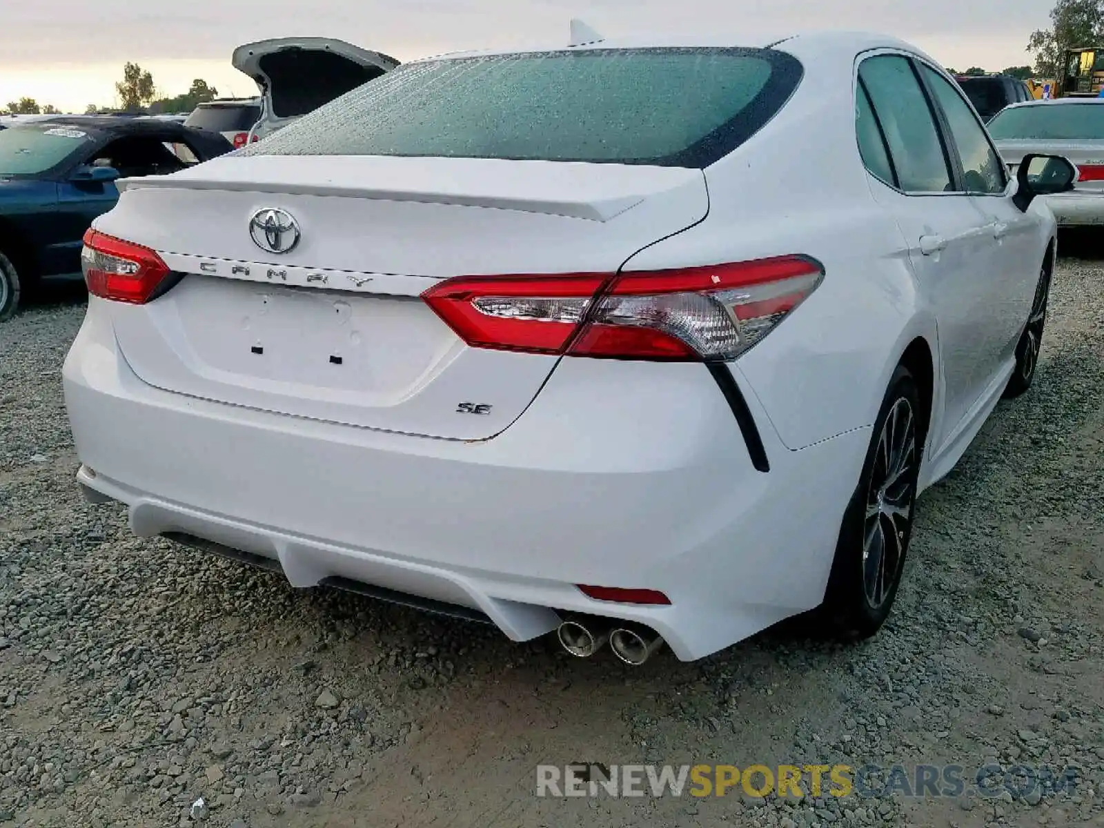 4 Photograph of a damaged car 4T1B11HK3KU742935 TOYOTA CAMRY 2019