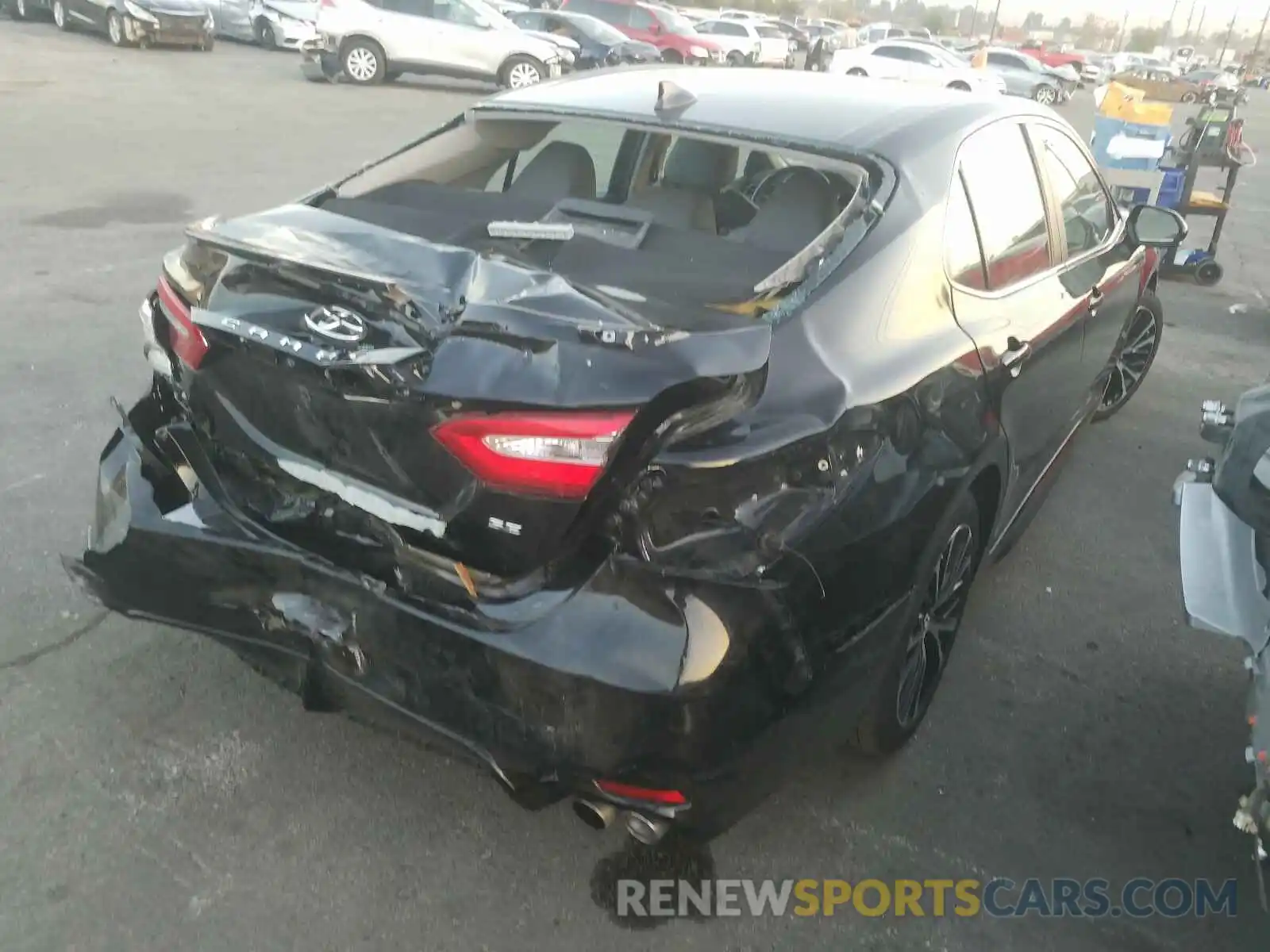 4 Photograph of a damaged car 4T1B11HK3KU743194 TOYOTA CAMRY 2019