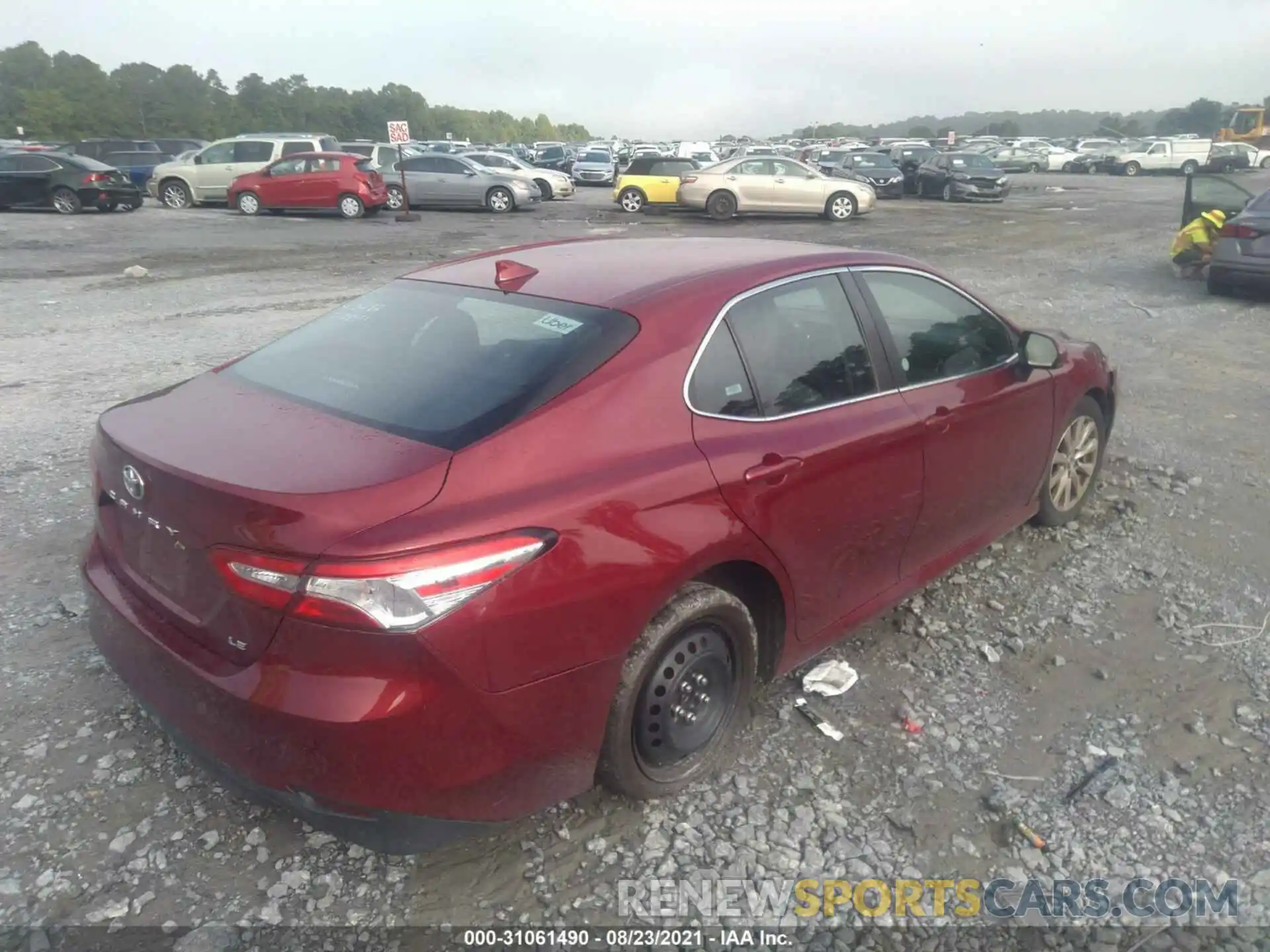 4 Фотография поврежденного автомобиля 4T1B11HK3KU743292 TOYOTA CAMRY 2019