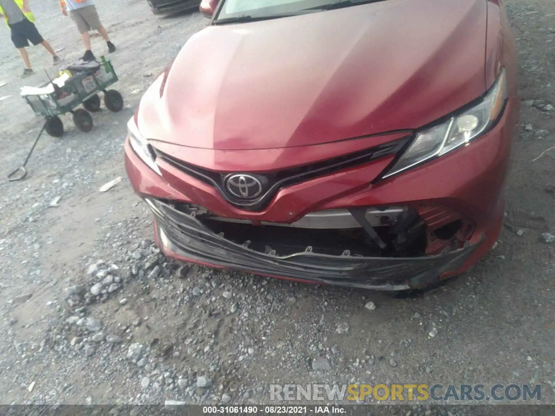 6 Photograph of a damaged car 4T1B11HK3KU743292 TOYOTA CAMRY 2019