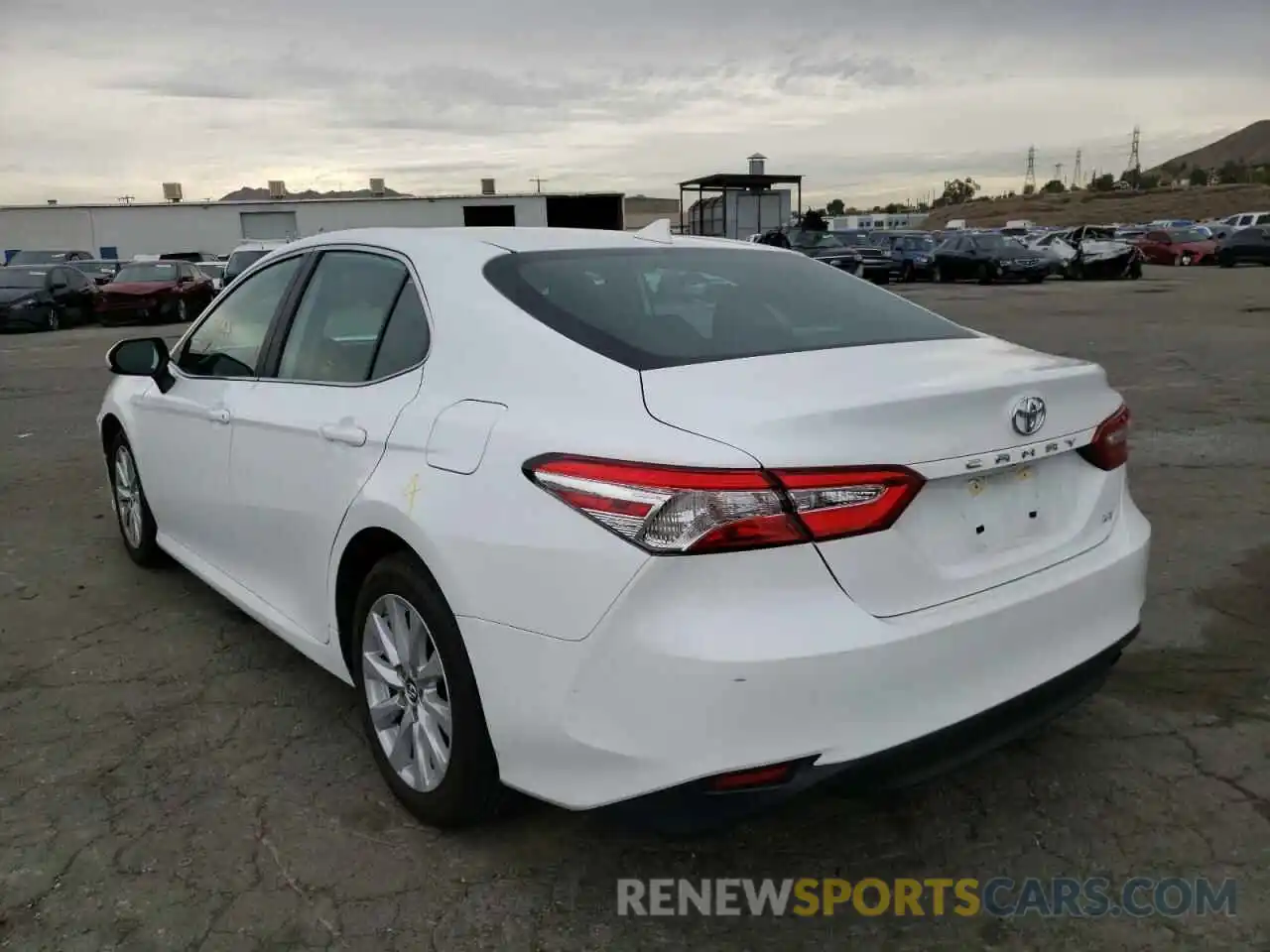 3 Photograph of a damaged car 4T1B11HK3KU748721 TOYOTA CAMRY 2019