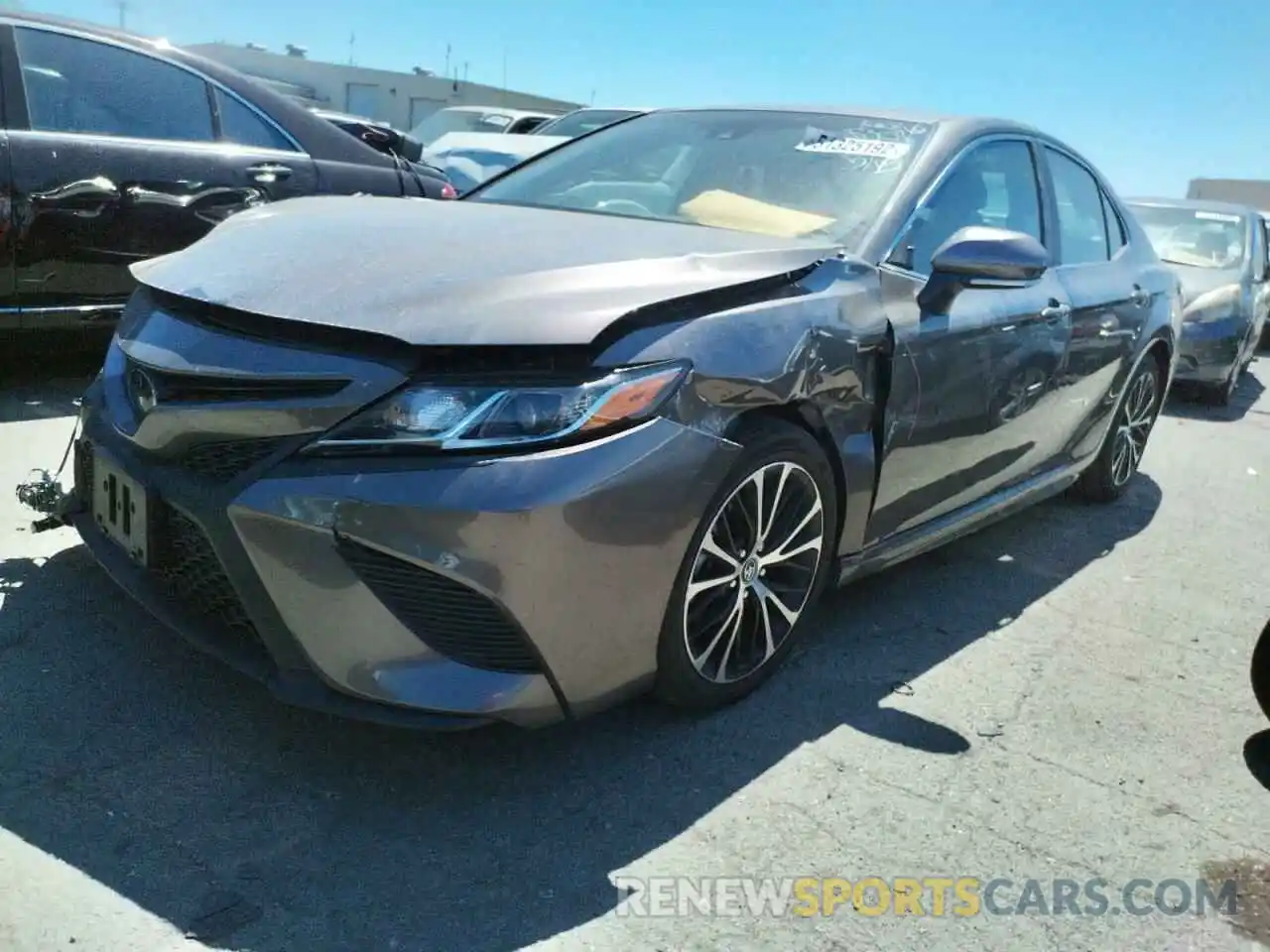 2 Photograph of a damaged car 4T1B11HK3KU750498 TOYOTA CAMRY 2019