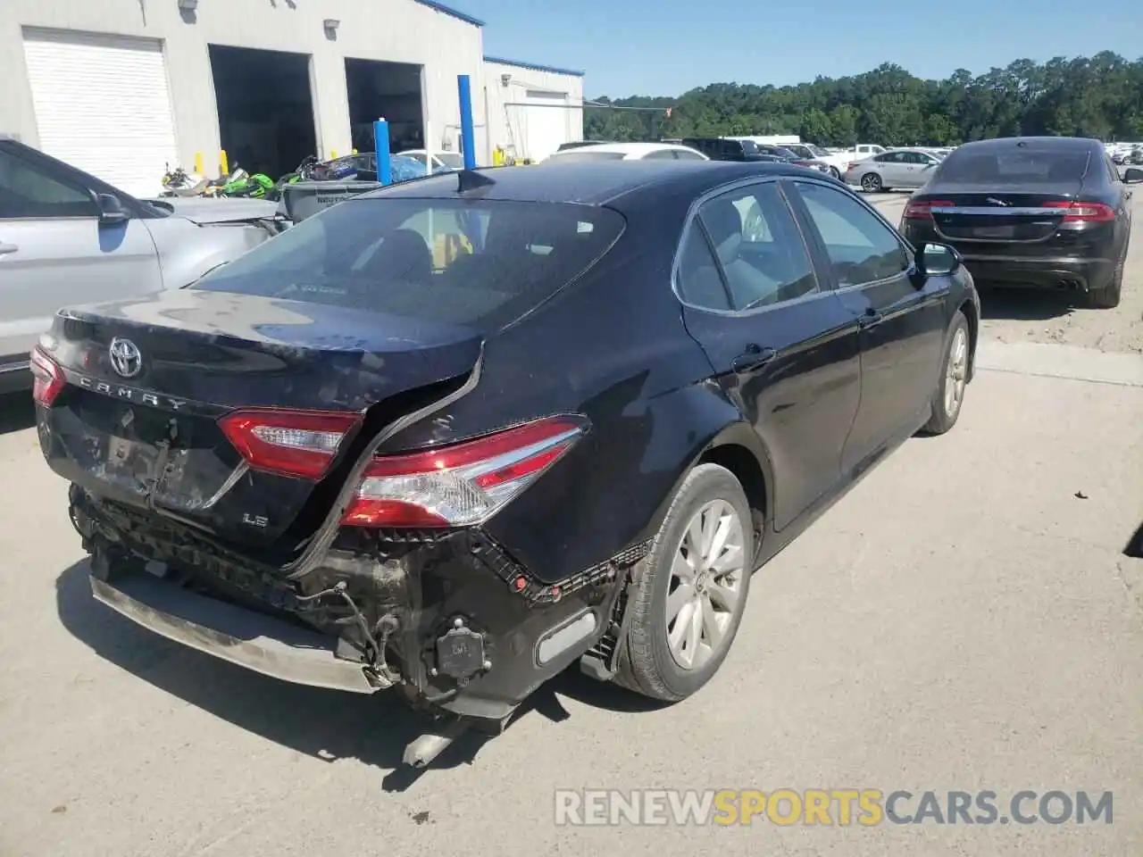 4 Photograph of a damaged car 4T1B11HK3KU750873 TOYOTA CAMRY 2019