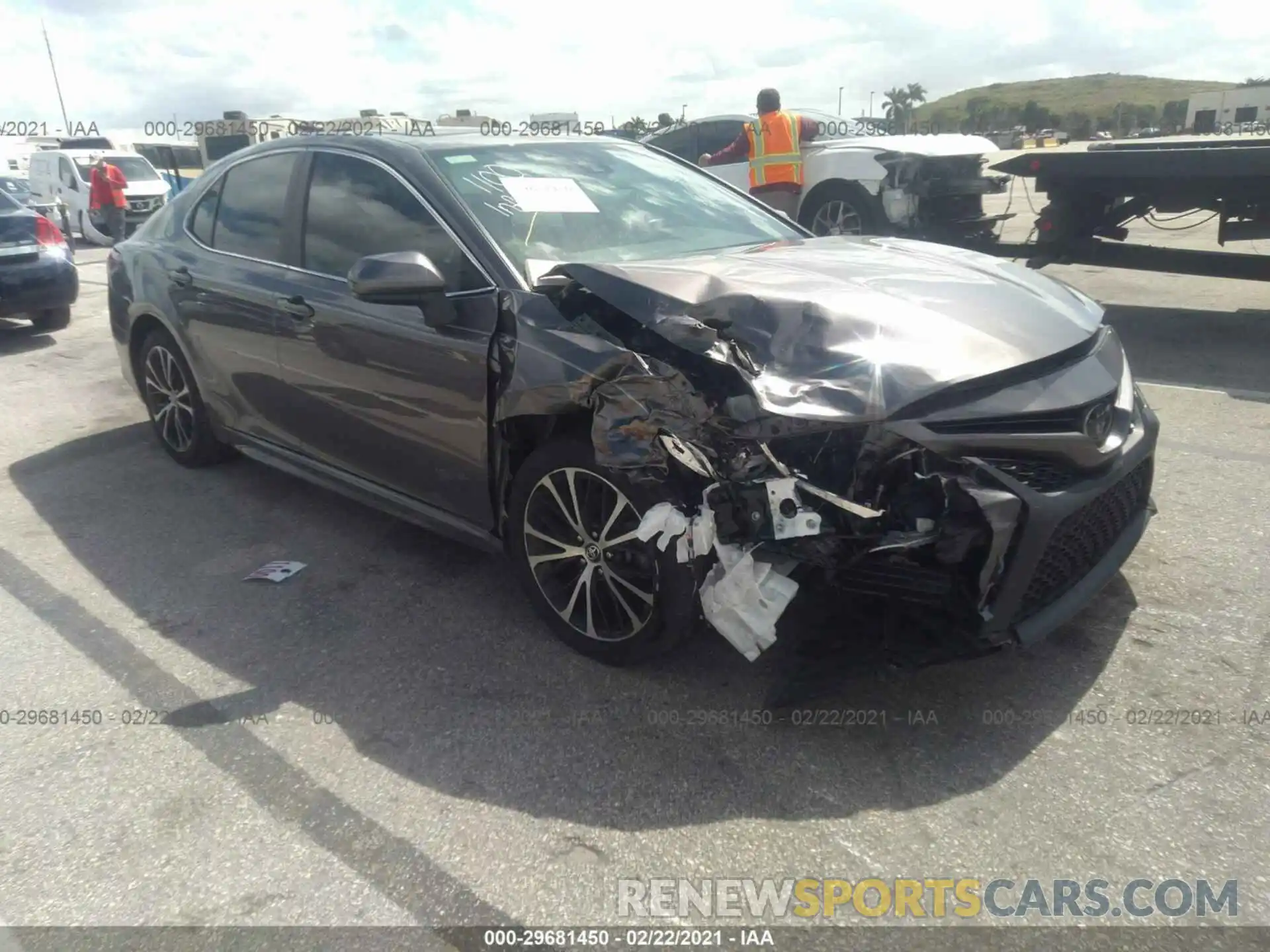 1 Photograph of a damaged car 4T1B11HK3KU752848 TOYOTA CAMRY 2019