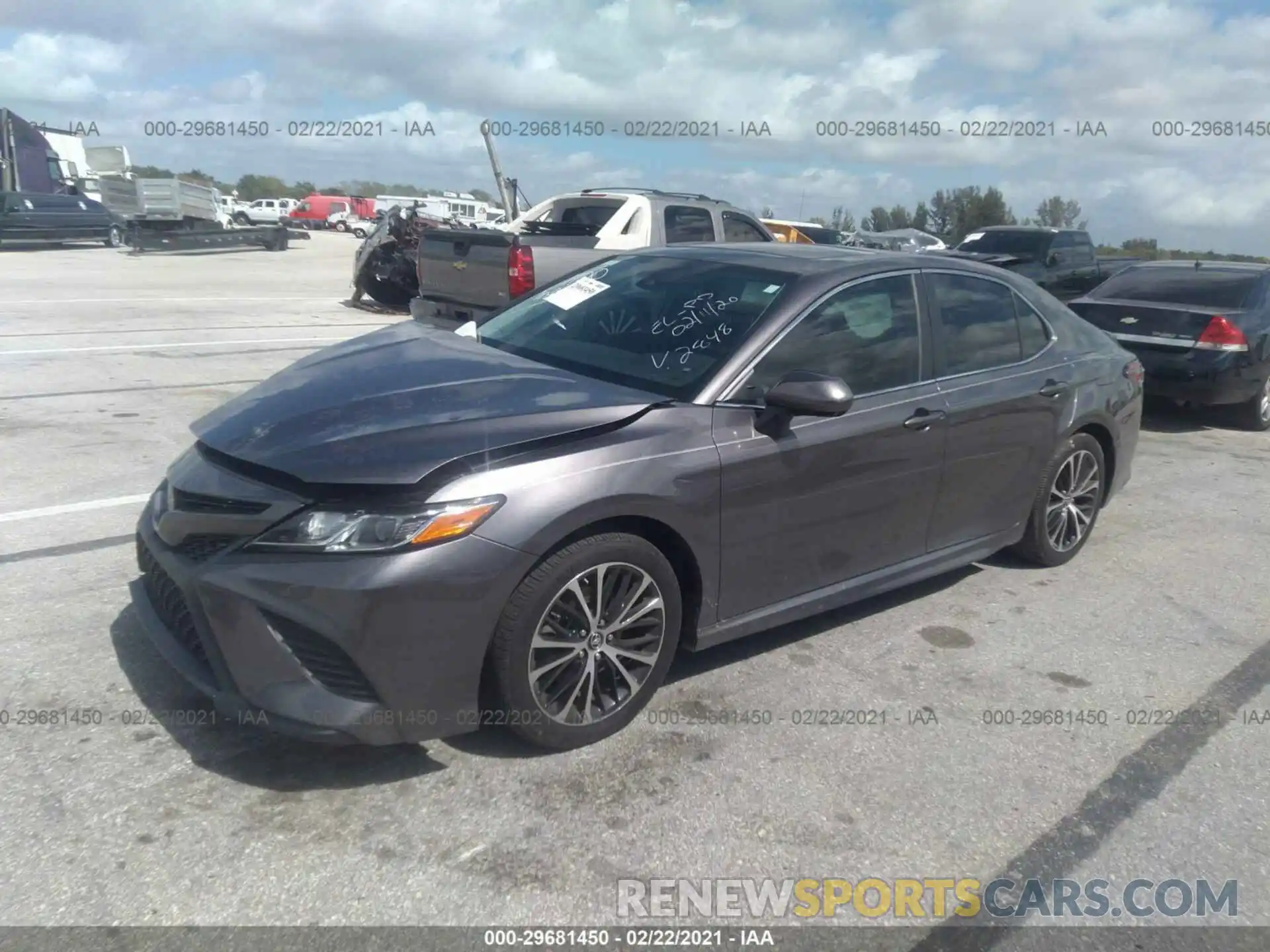 2 Photograph of a damaged car 4T1B11HK3KU752848 TOYOTA CAMRY 2019