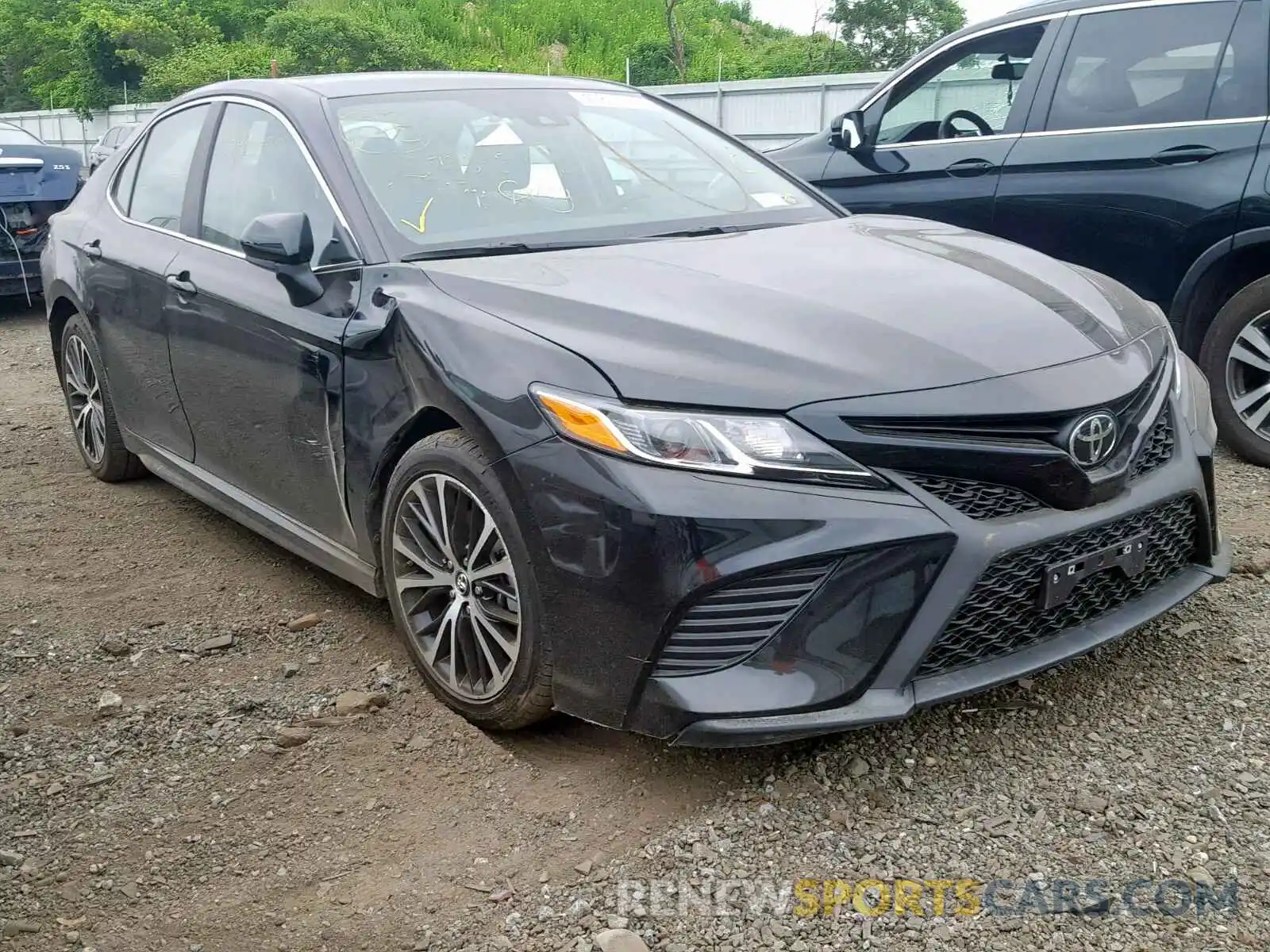 1 Photograph of a damaged car 4T1B11HK3KU753336 TOYOTA CAMRY 2019