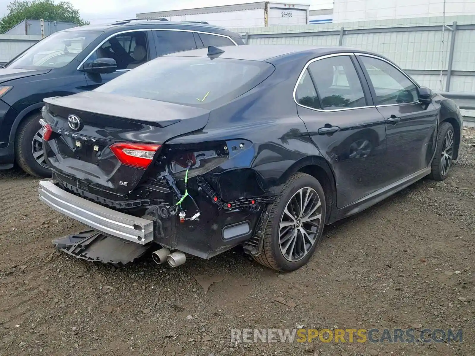 4 Photograph of a damaged car 4T1B11HK3KU753336 TOYOTA CAMRY 2019