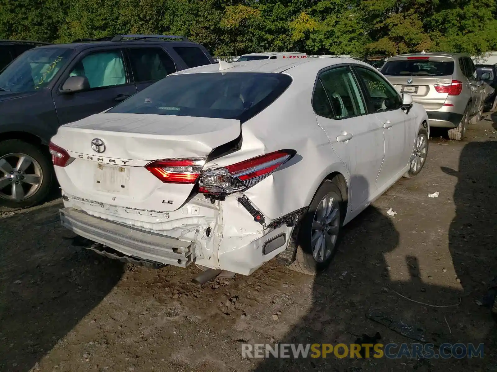 4 Photograph of a damaged car 4T1B11HK3KU753398 TOYOTA CAMRY 2019