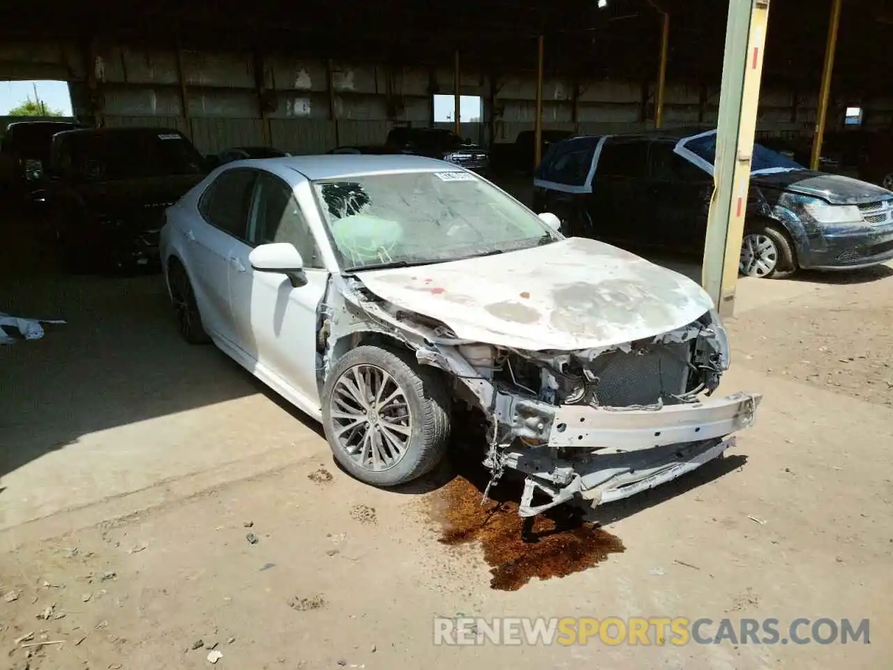 1 Photograph of a damaged car 4T1B11HK3KU754390 TOYOTA CAMRY 2019