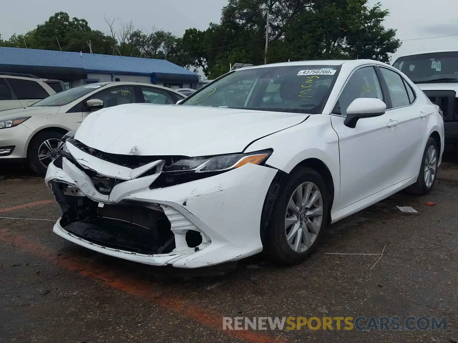 2 Photograph of a damaged car 4T1B11HK3KU755281 TOYOTA CAMRY 2019