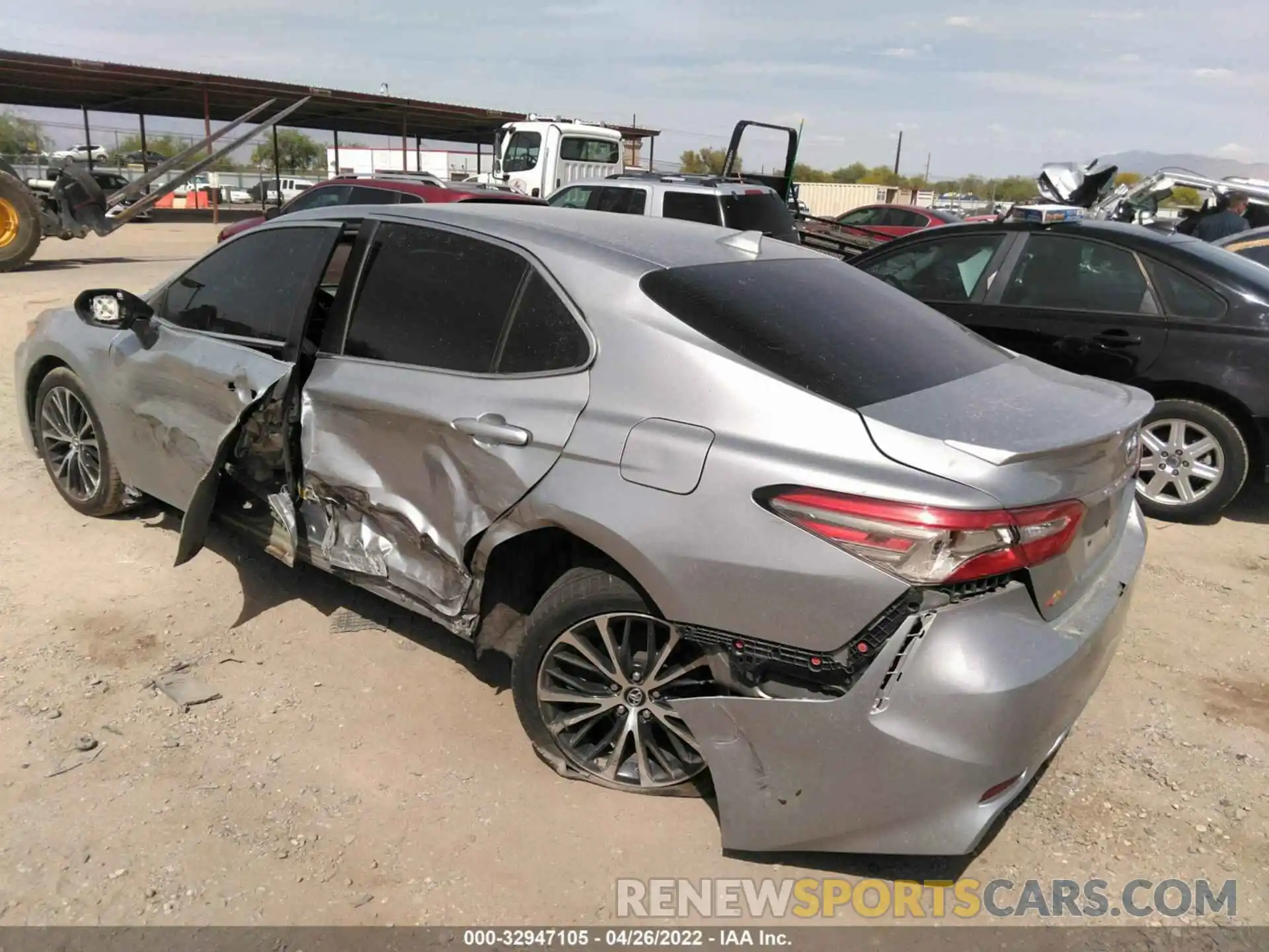 3 Photograph of a damaged car 4T1B11HK3KU755443 TOYOTA CAMRY 2019