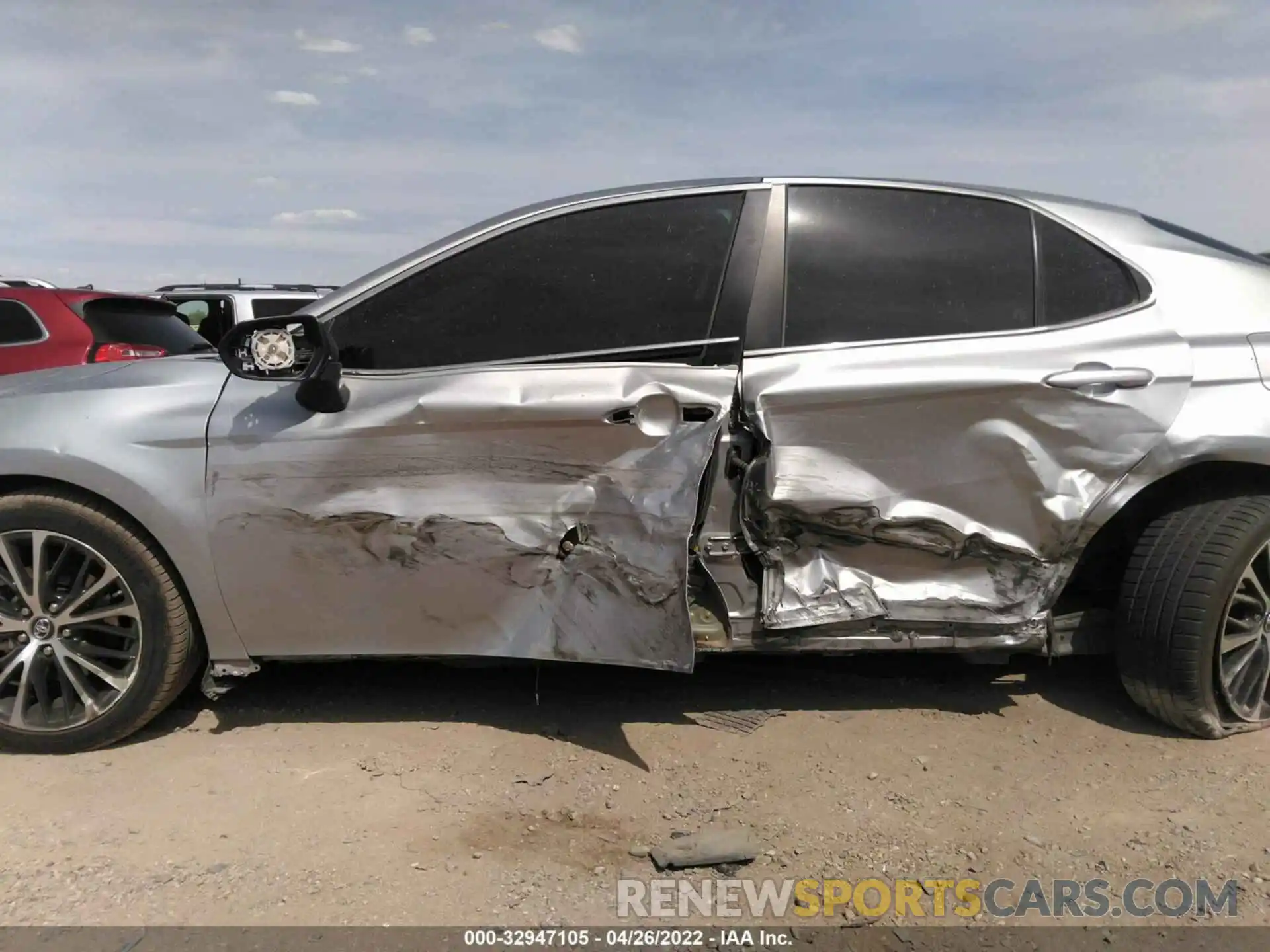 6 Photograph of a damaged car 4T1B11HK3KU755443 TOYOTA CAMRY 2019