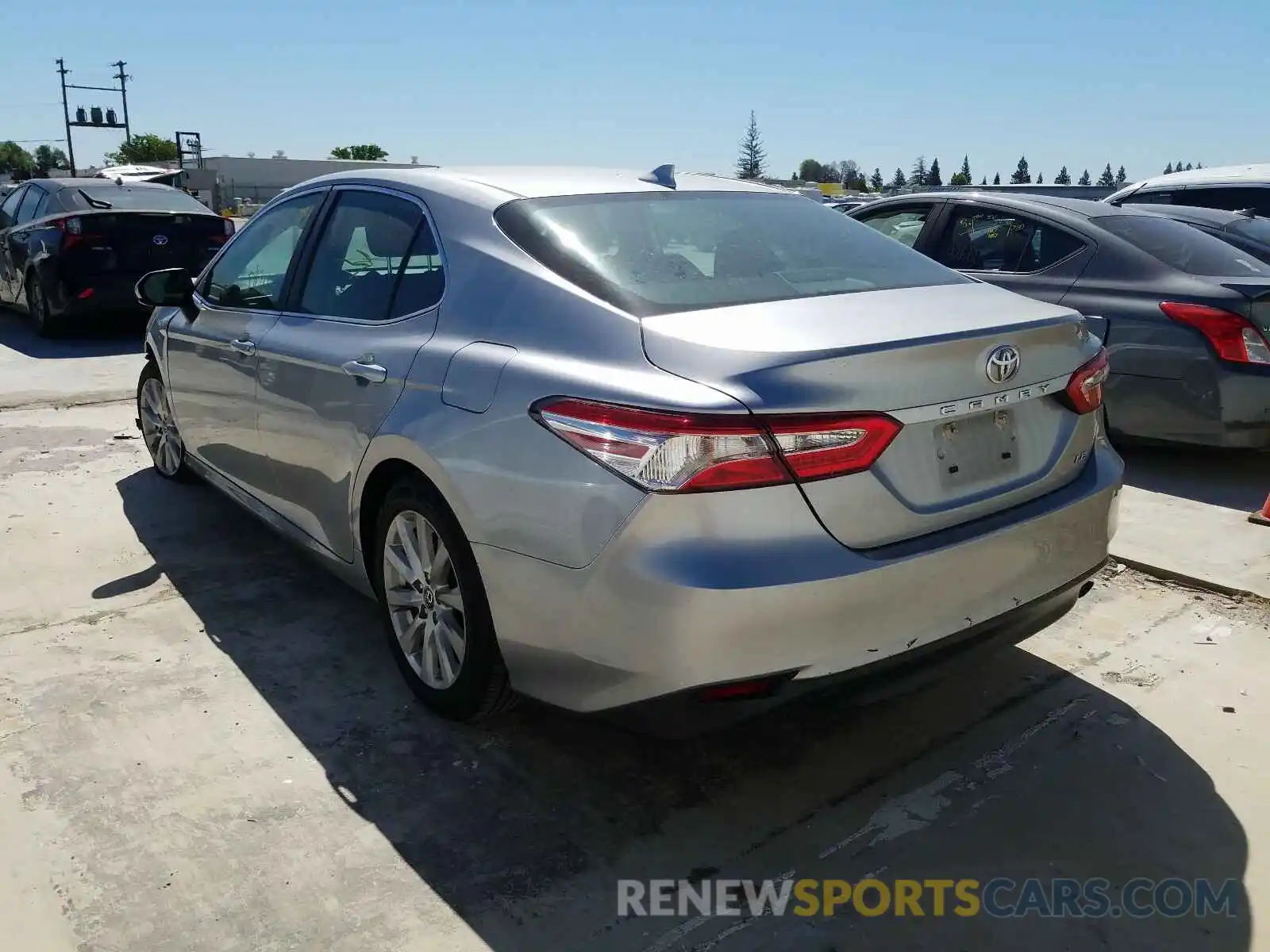 3 Photograph of a damaged car 4T1B11HK3KU758844 TOYOTA CAMRY 2019