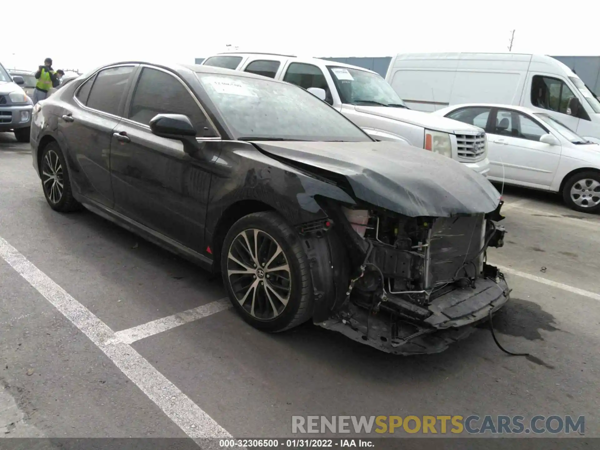 1 Photograph of a damaged car 4T1B11HK3KU759461 TOYOTA CAMRY 2019