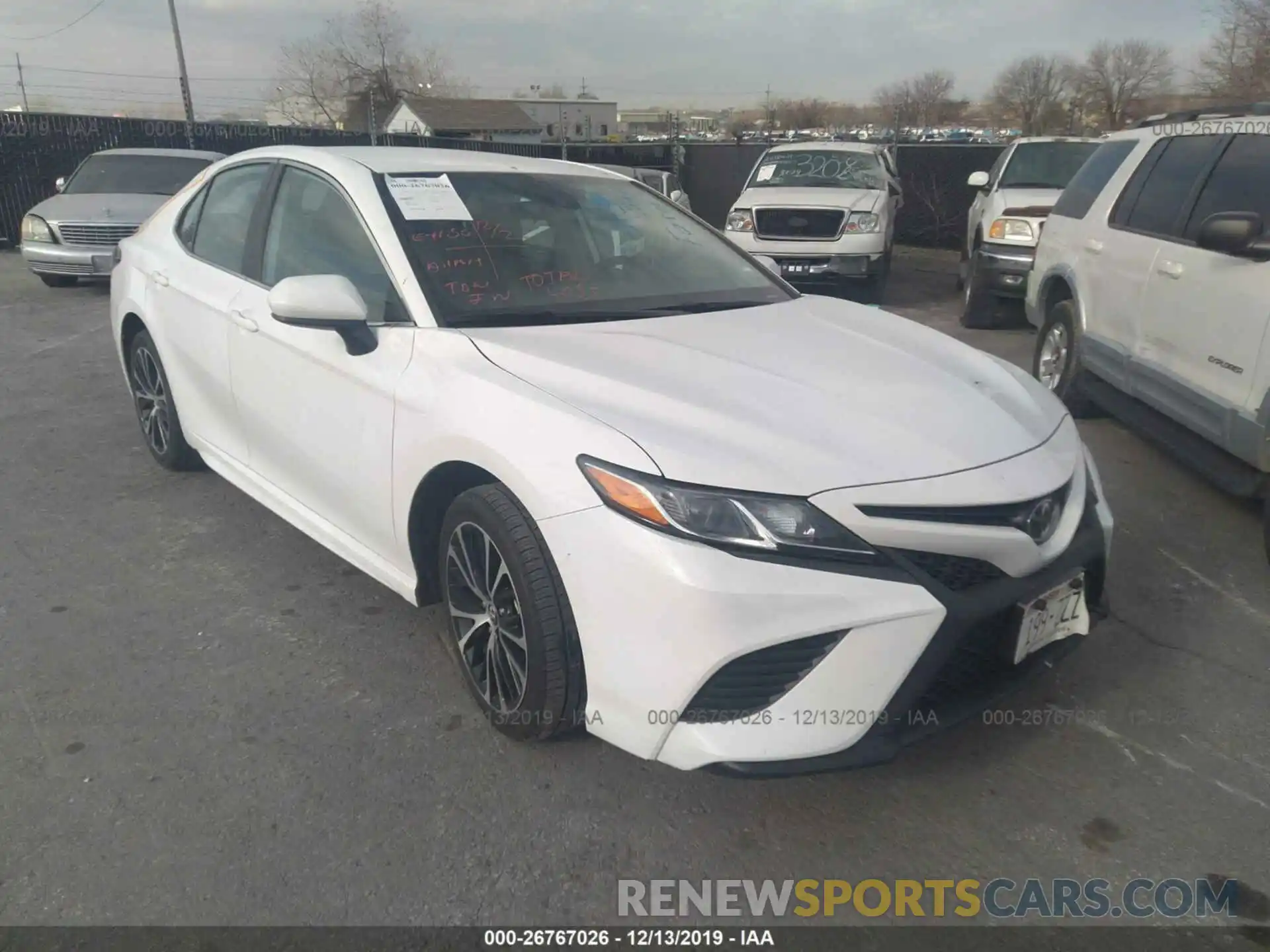 1 Photograph of a damaged car 4T1B11HK3KU759783 TOYOTA CAMRY 2019