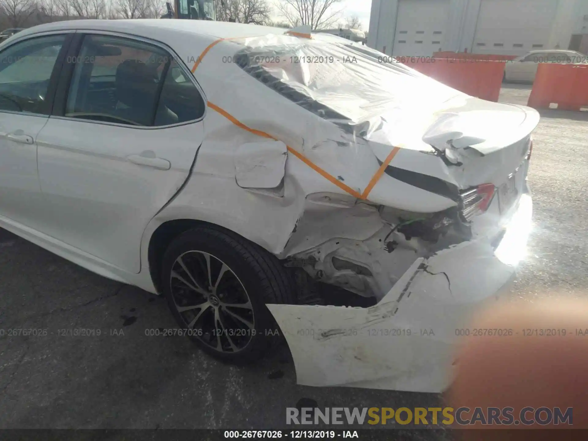 6 Photograph of a damaged car 4T1B11HK3KU759783 TOYOTA CAMRY 2019