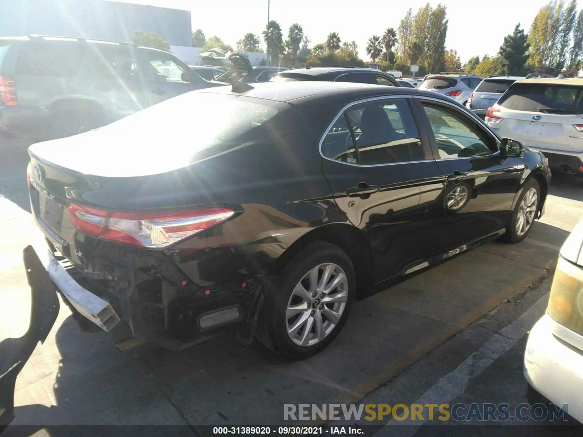 4 Photograph of a damaged car 4T1B11HK3KU760206 TOYOTA CAMRY 2019