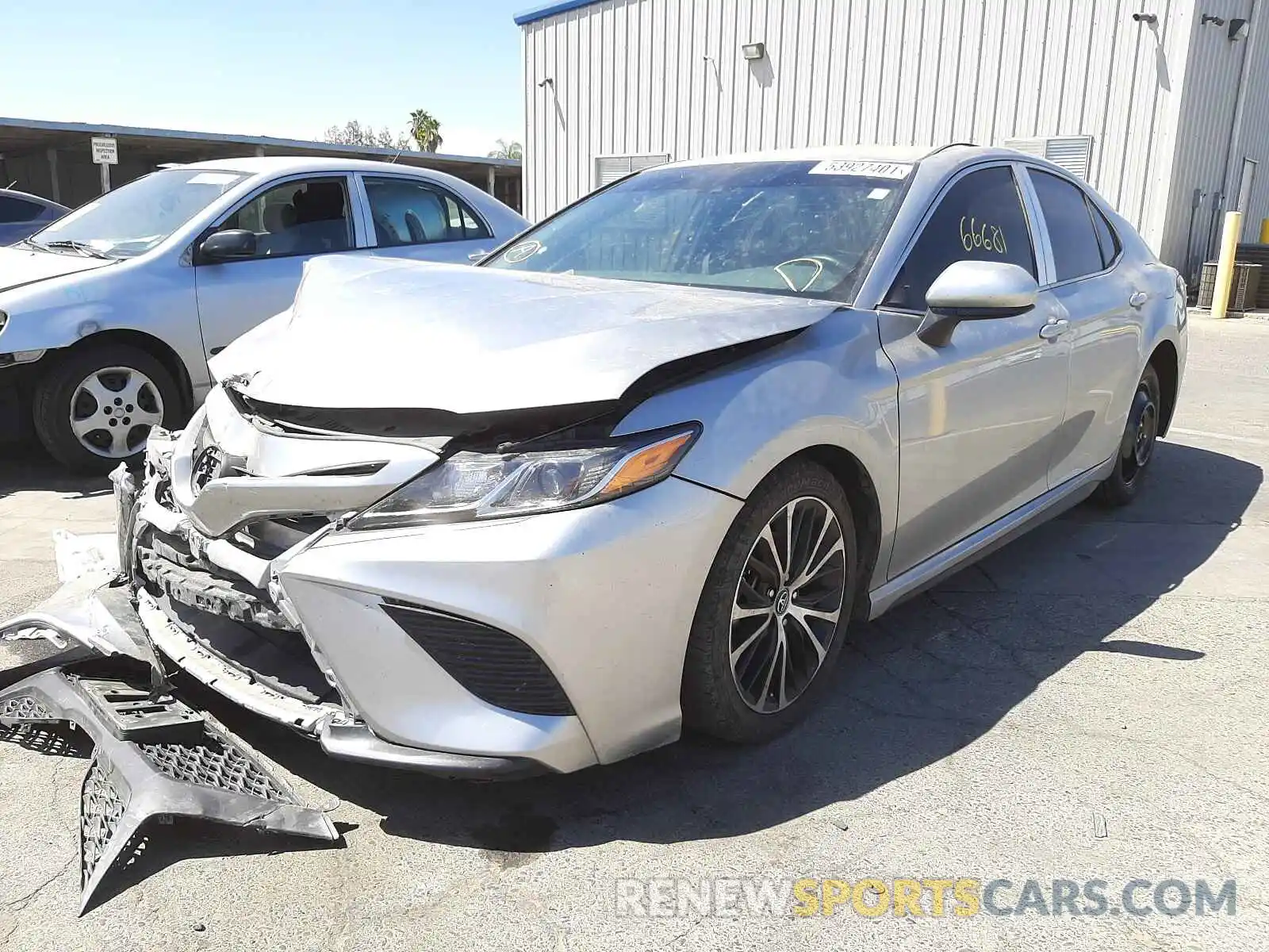 2 Photograph of a damaged car 4T1B11HK3KU760738 TOYOTA CAMRY 2019