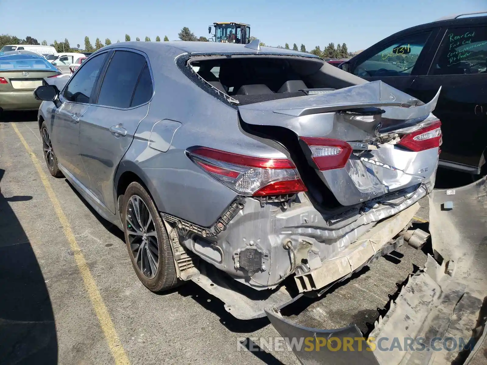 3 Photograph of a damaged car 4T1B11HK3KU761386 TOYOTA CAMRY 2019