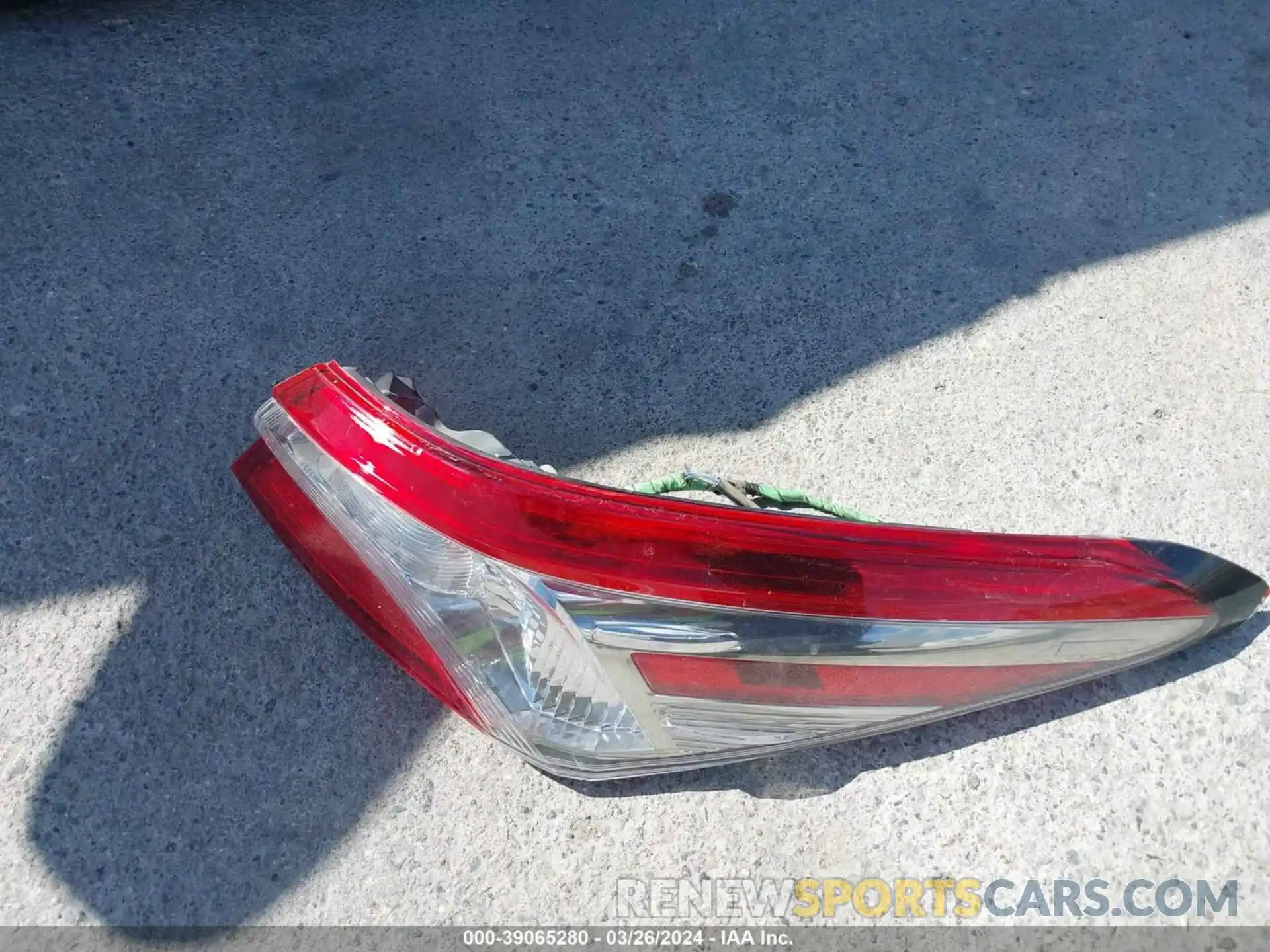 11 Photograph of a damaged car 4T1B11HK3KU761789 TOYOTA CAMRY 2019