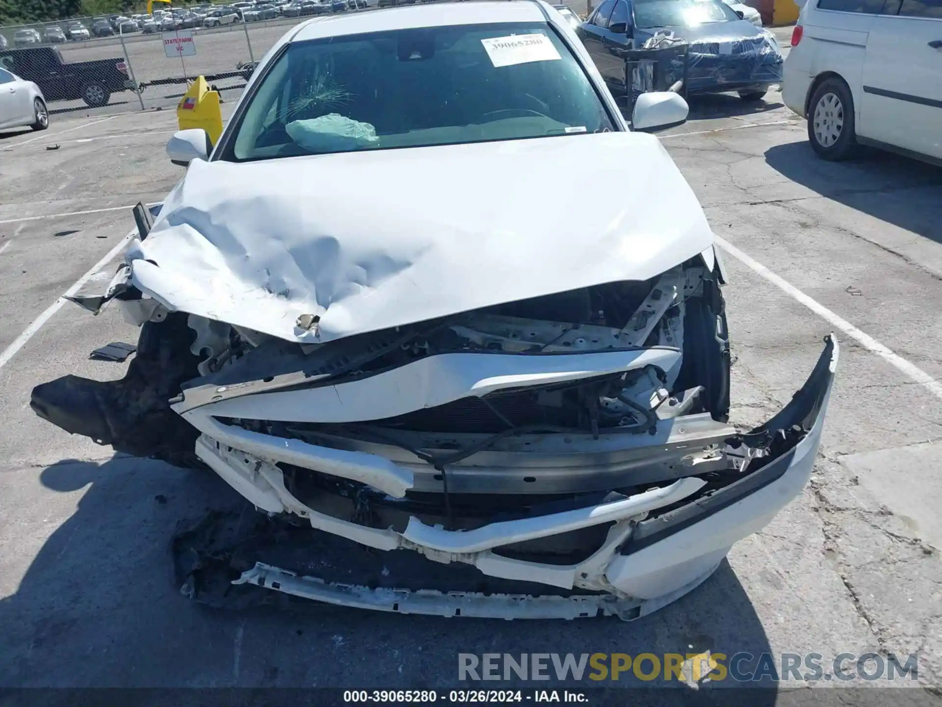 12 Photograph of a damaged car 4T1B11HK3KU761789 TOYOTA CAMRY 2019