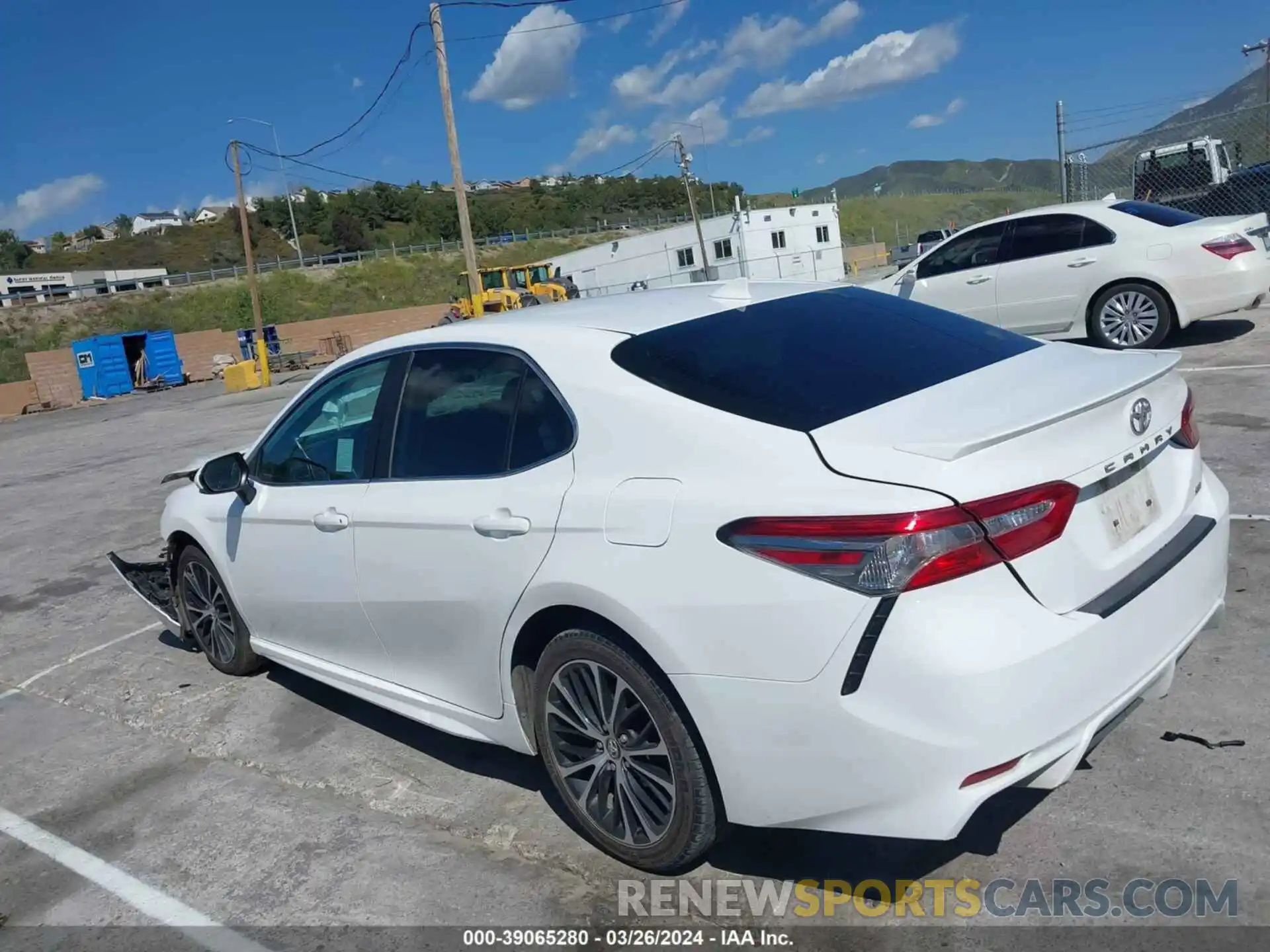 3 Photograph of a damaged car 4T1B11HK3KU761789 TOYOTA CAMRY 2019