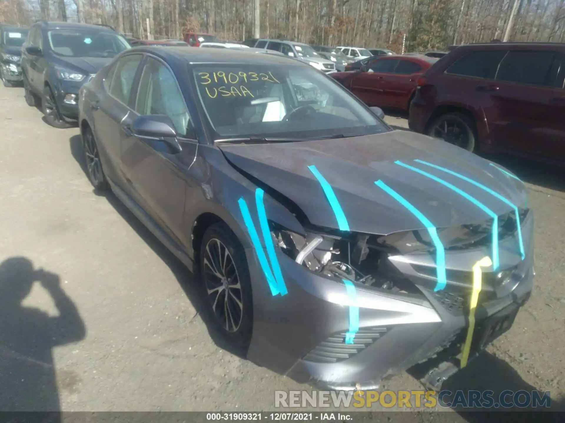 1 Photograph of a damaged car 4T1B11HK3KU762506 TOYOTA CAMRY 2019