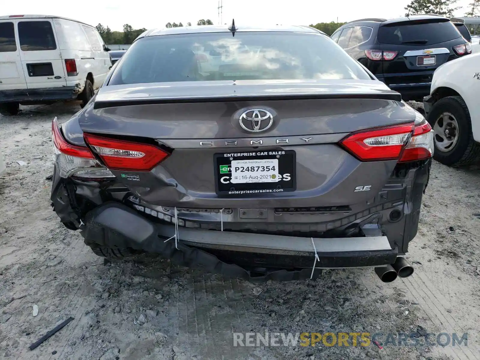 9 Photograph of a damaged car 4T1B11HK3KU764627 TOYOTA CAMRY 2019