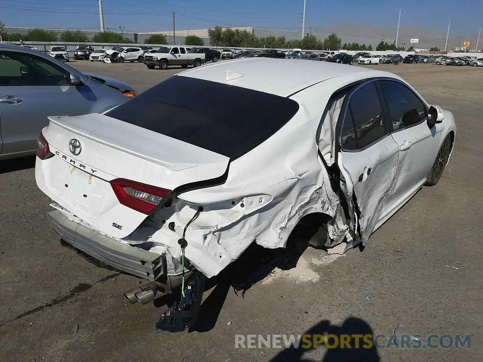 4 Photograph of a damaged car 4T1B11HK3KU765423 TOYOTA CAMRY 2019