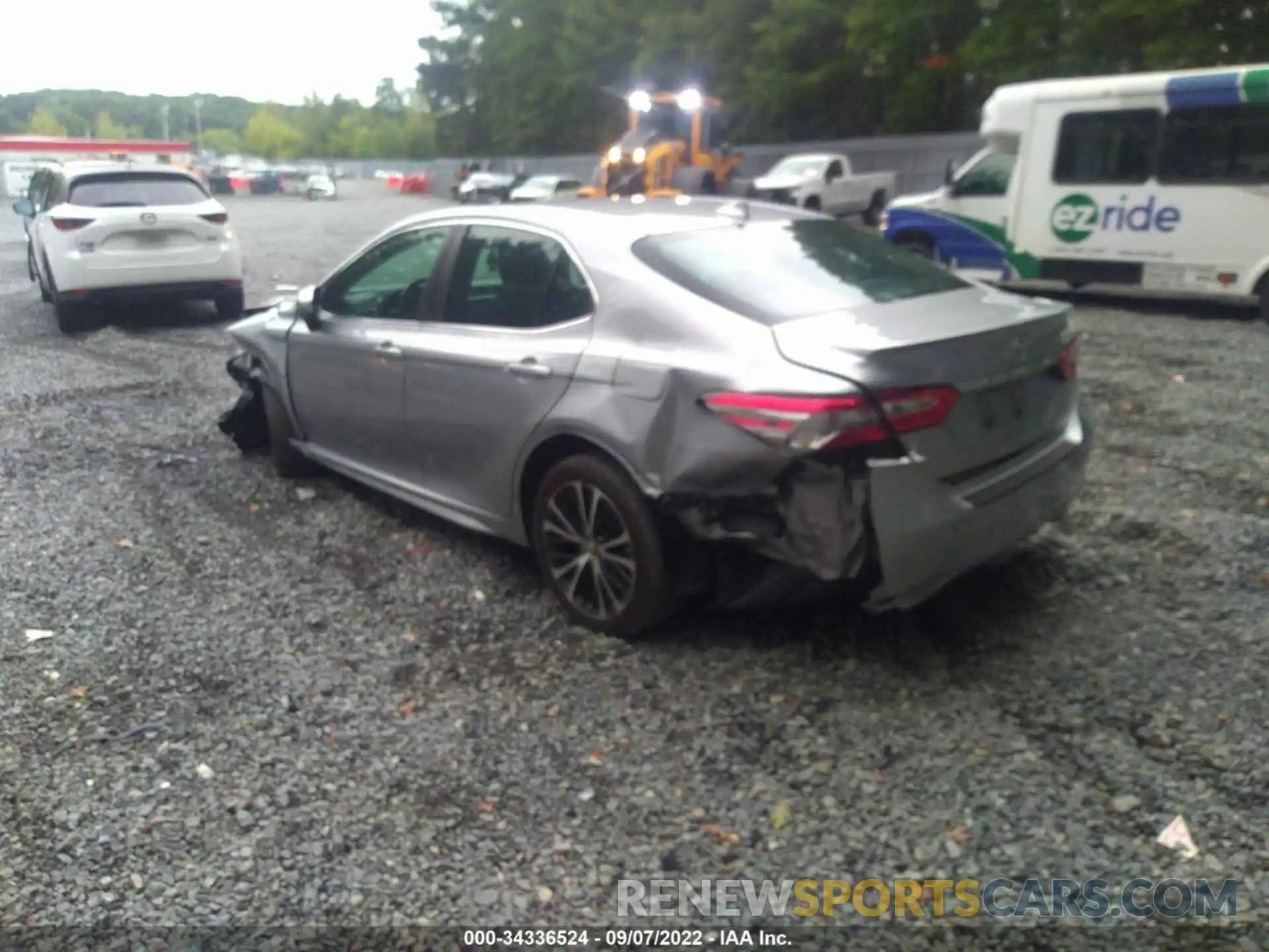 3 Photograph of a damaged car 4T1B11HK3KU765762 TOYOTA CAMRY 2019