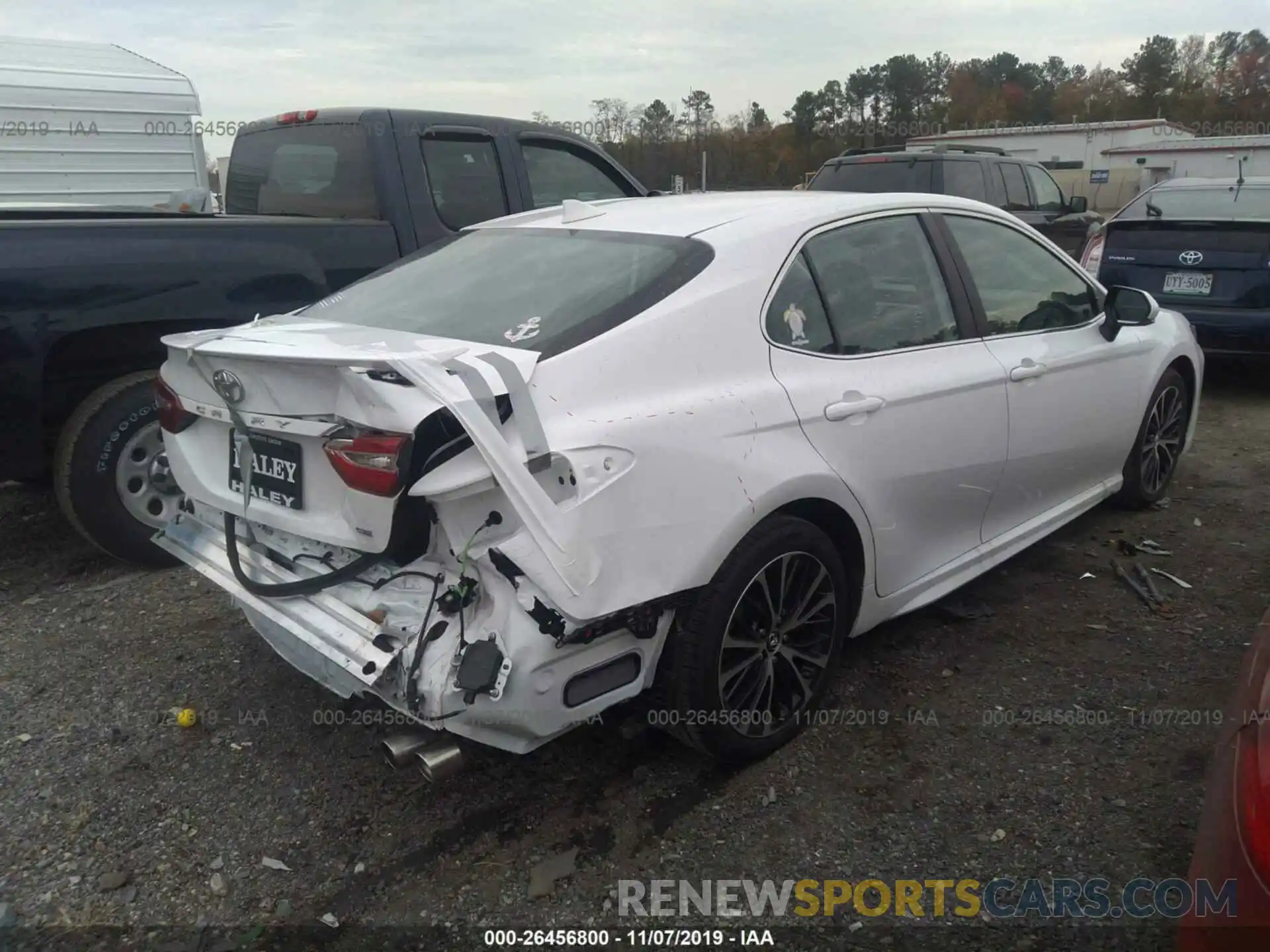 4 Photograph of a damaged car 4T1B11HK3KU767852 TOYOTA CAMRY 2019