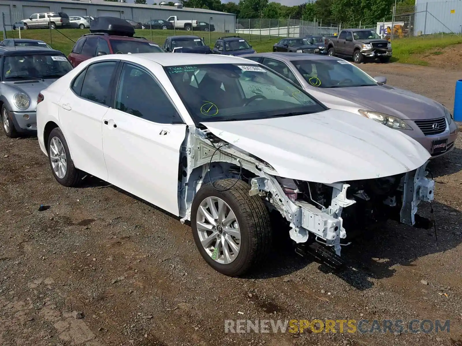 1 Photograph of a damaged car 4T1B11HK3KU768080 TOYOTA CAMRY 2019